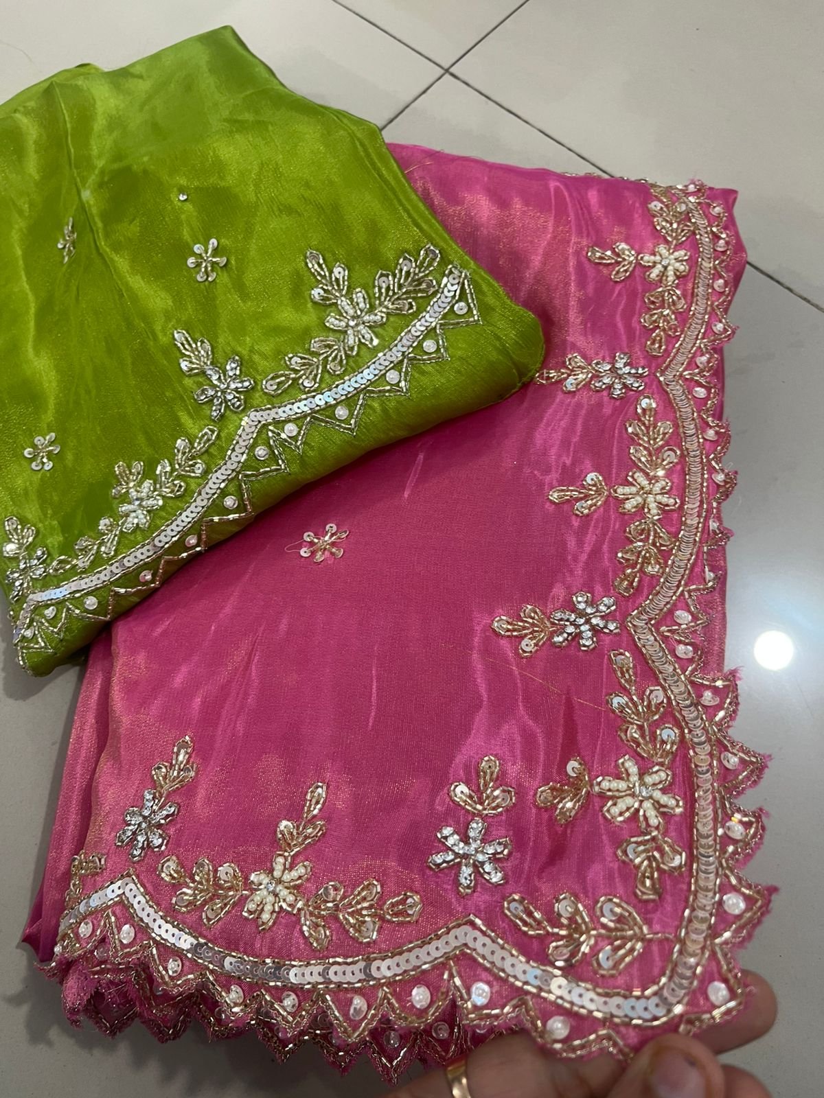 Premium Tissue Handwork π