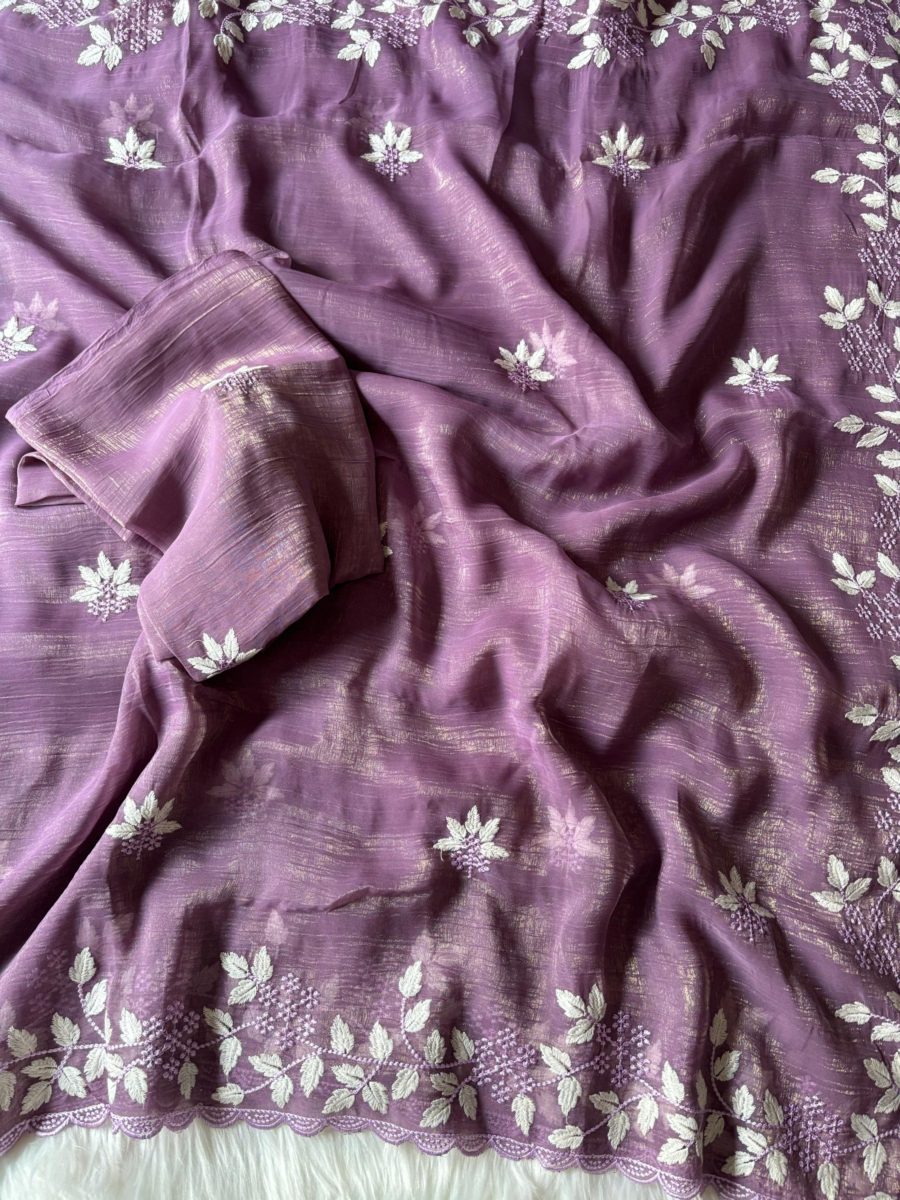 Jiya - The Embroidery touch π