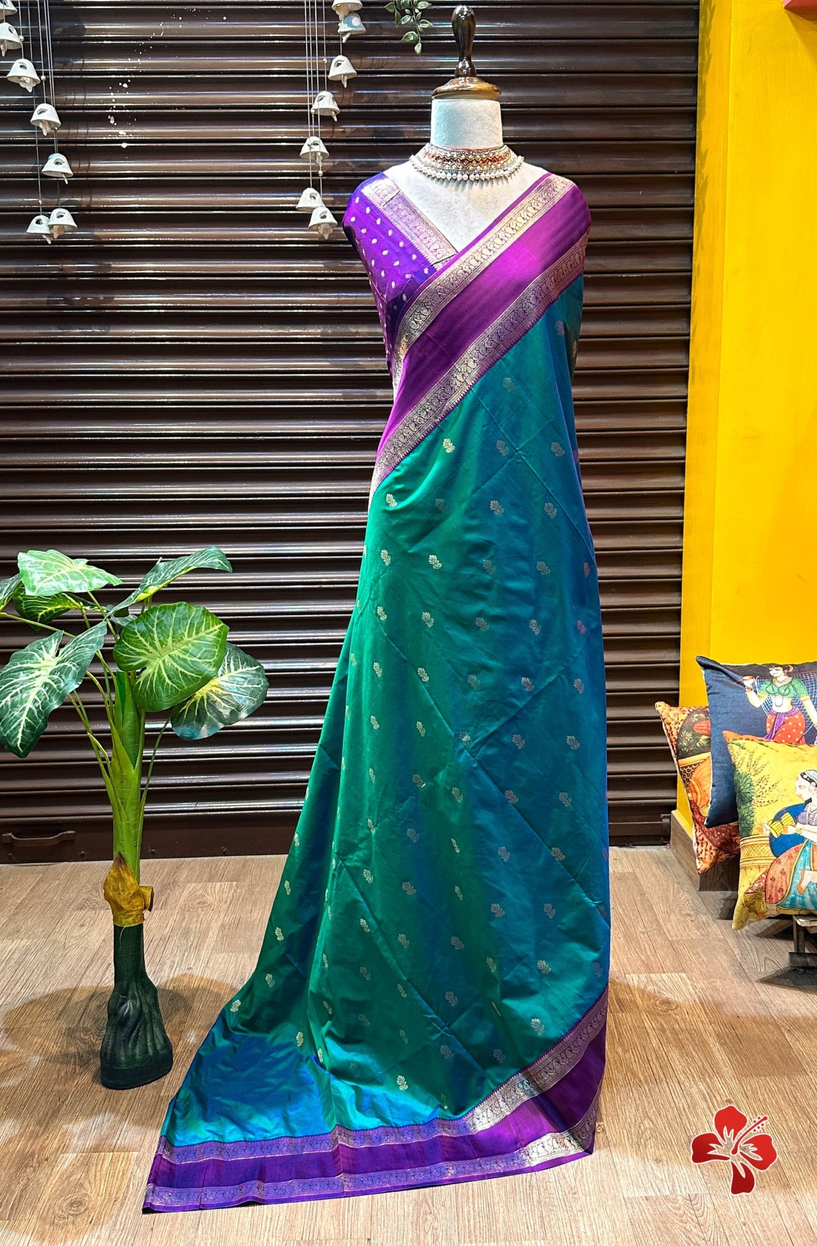 semi Kanchi Pattu