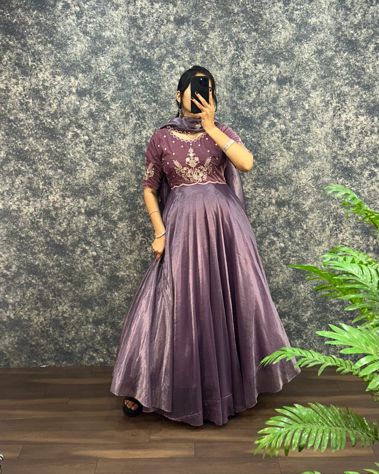 Soniya : Velvet Outfit π
