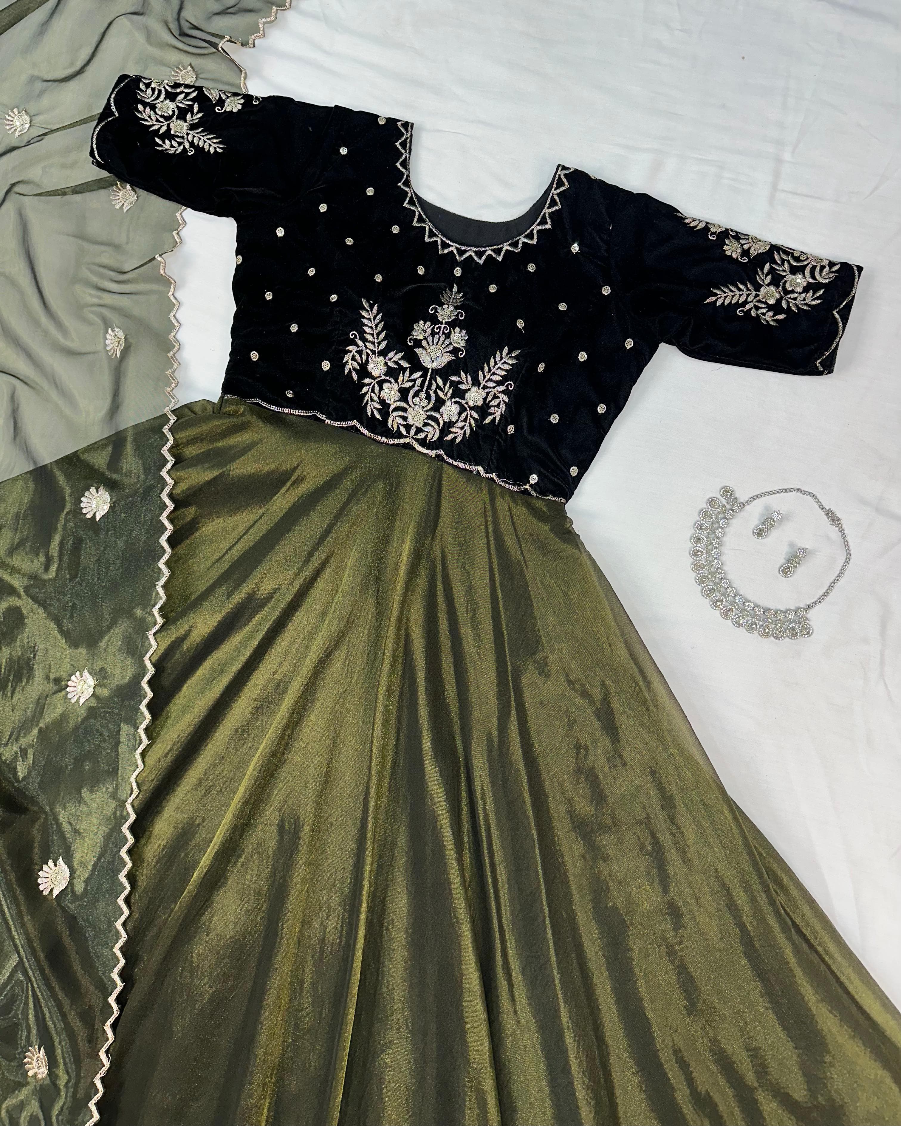 Soniya : Velvet Outfit π