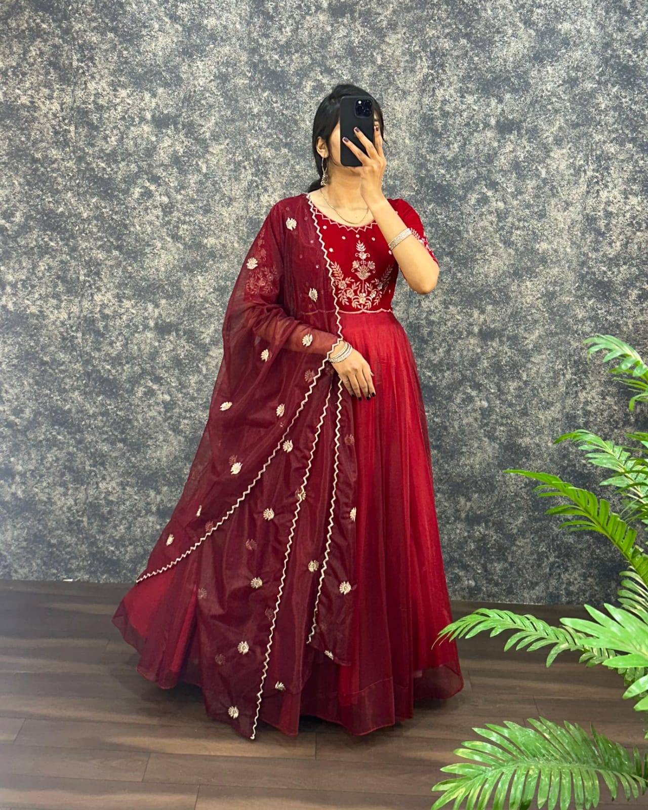 Soniya : Velvet Outfit π