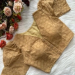 Hakoba Blouse