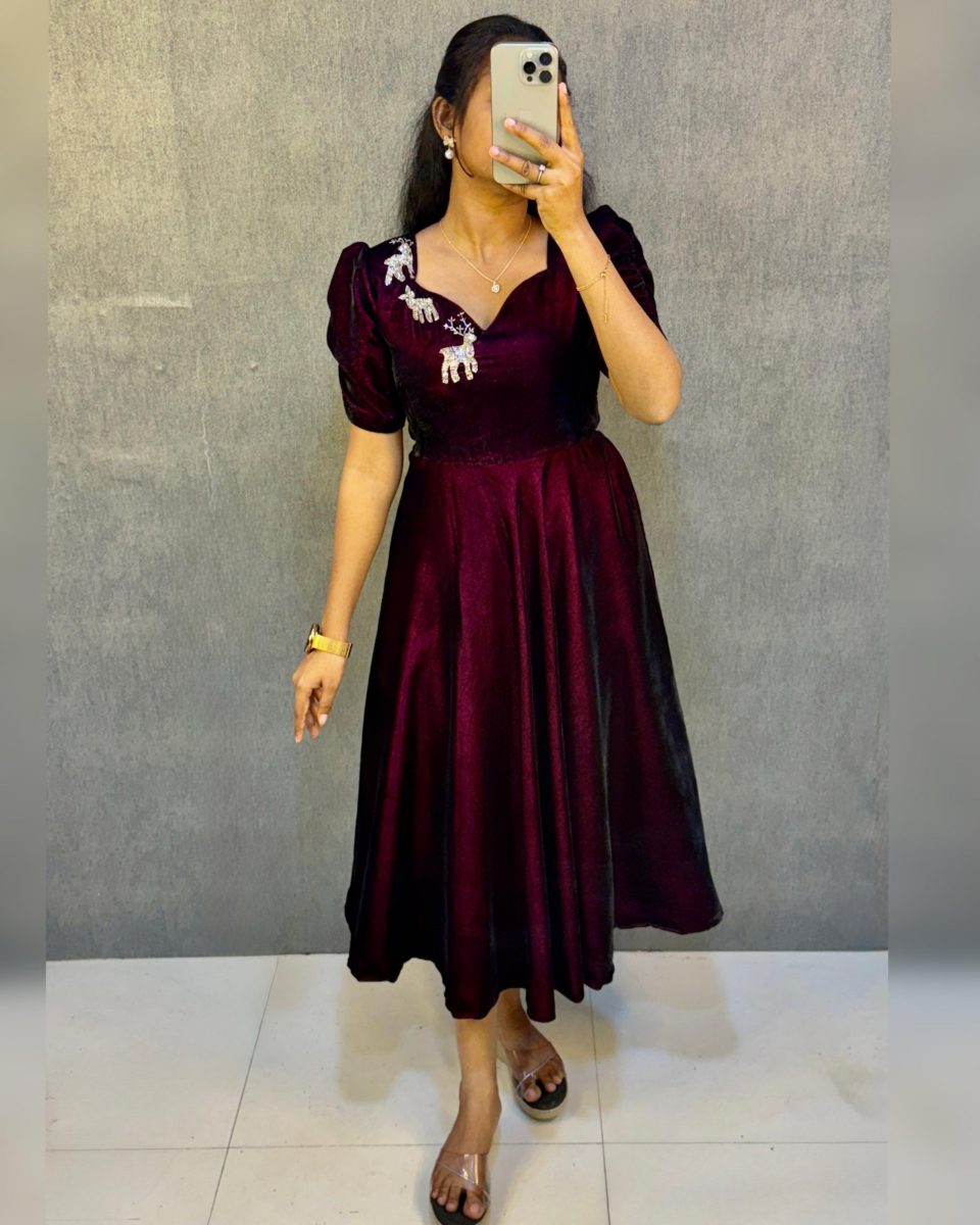 Velevt Frocks 💕