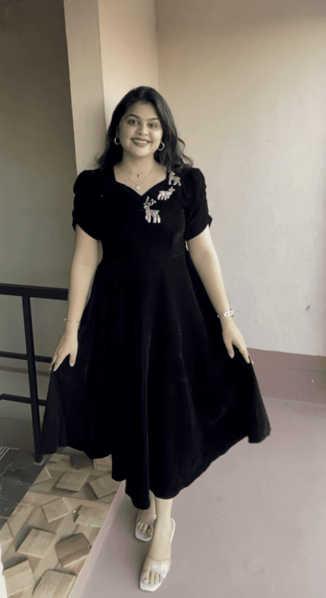 Velevt Frocks 💕