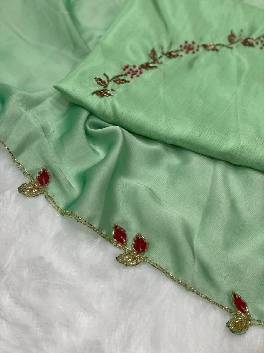 NiLA - Simple Handwork Saree 💕