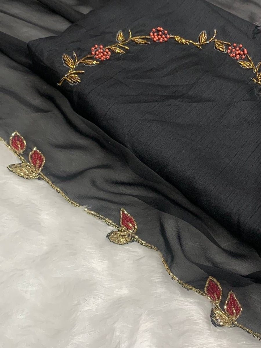 NiLA - Simple Handwork Saree 💕