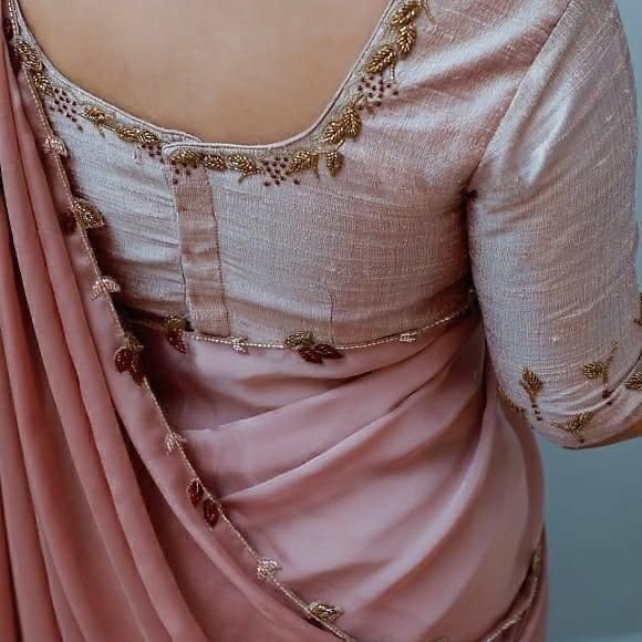 NiLA - Simple Handwork Saree 💕