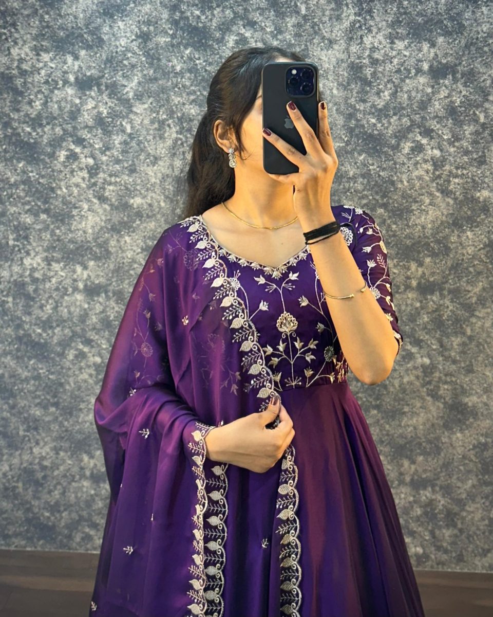 Aika - Designer Dress 👗