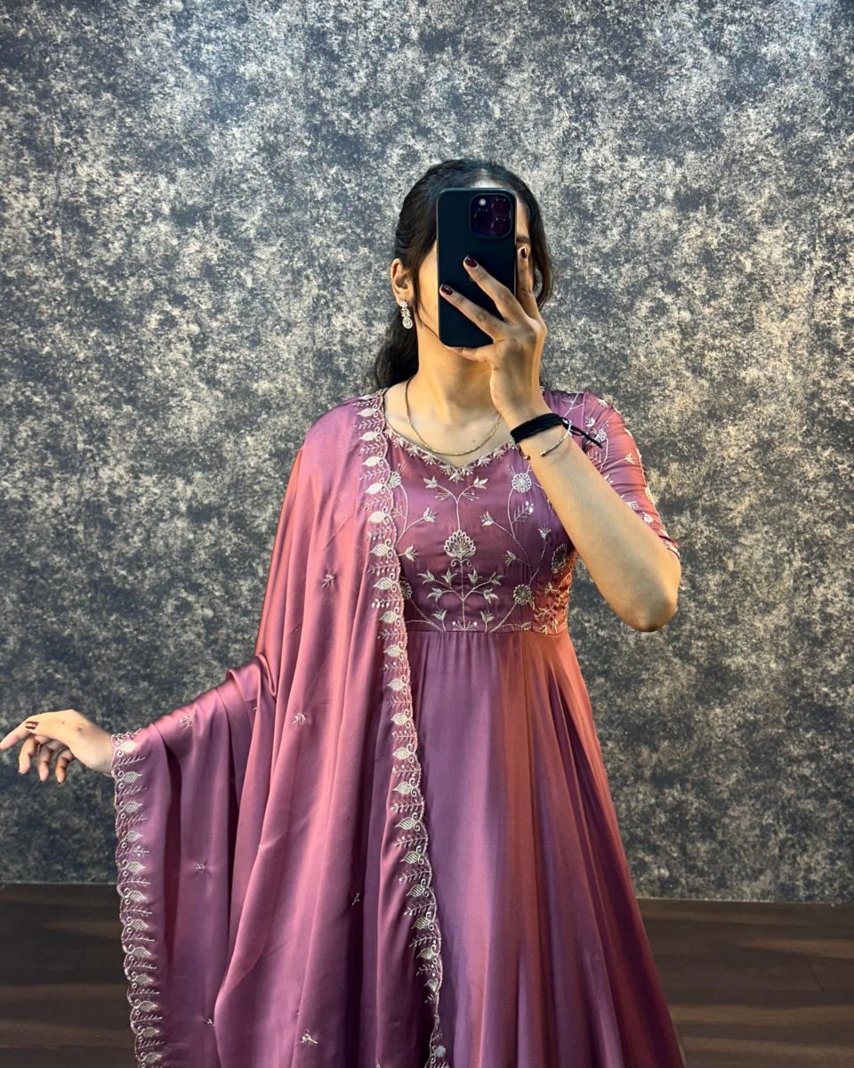 Aika - Designer Dress 👗