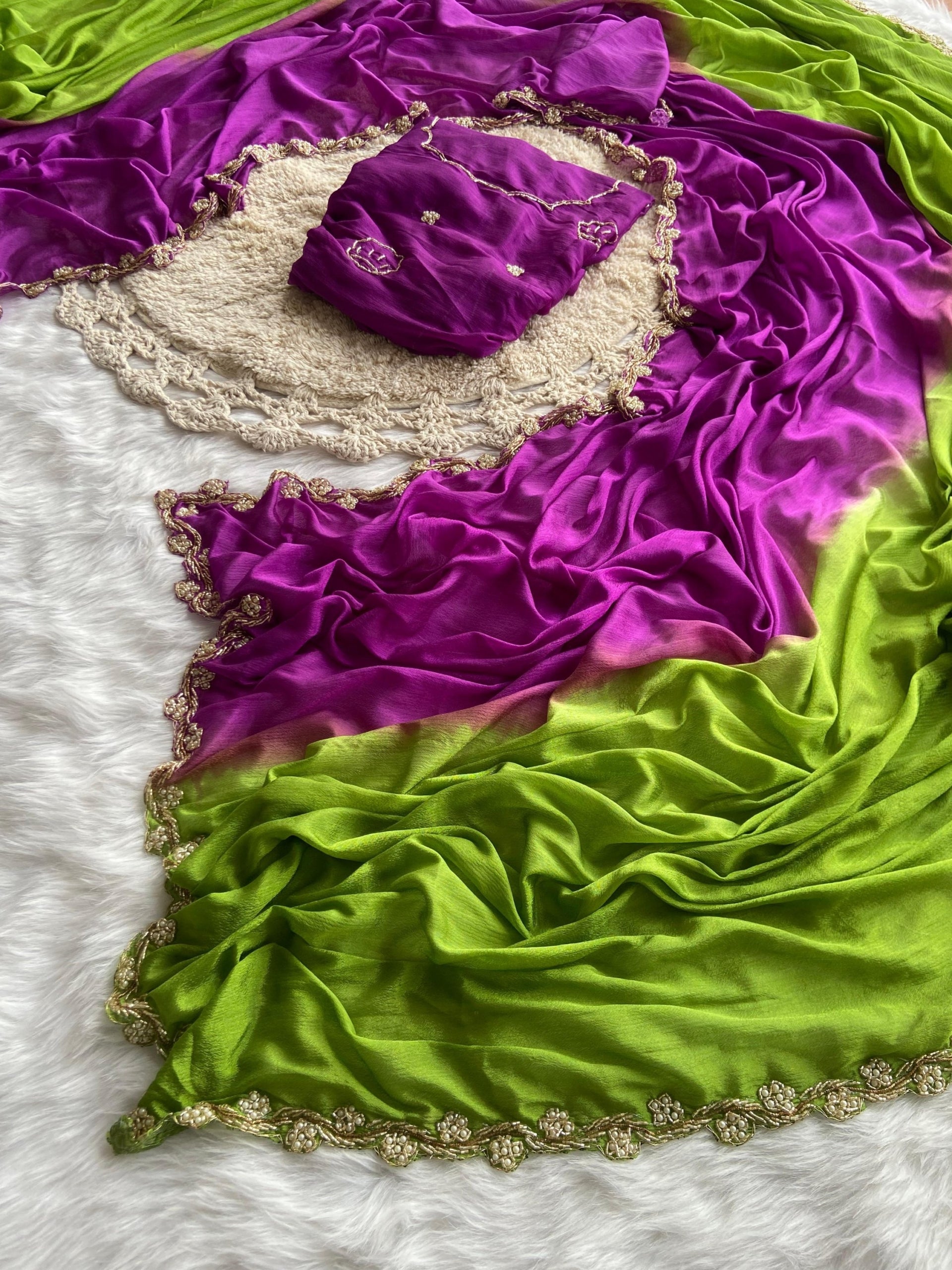 Varna - Soft Chinnon Handworked