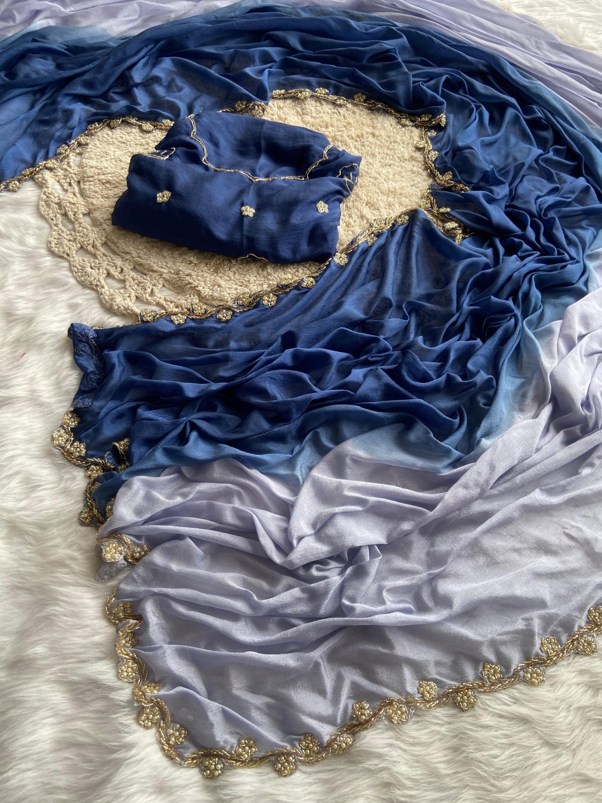 Varna - Soft Chinnon Handworked