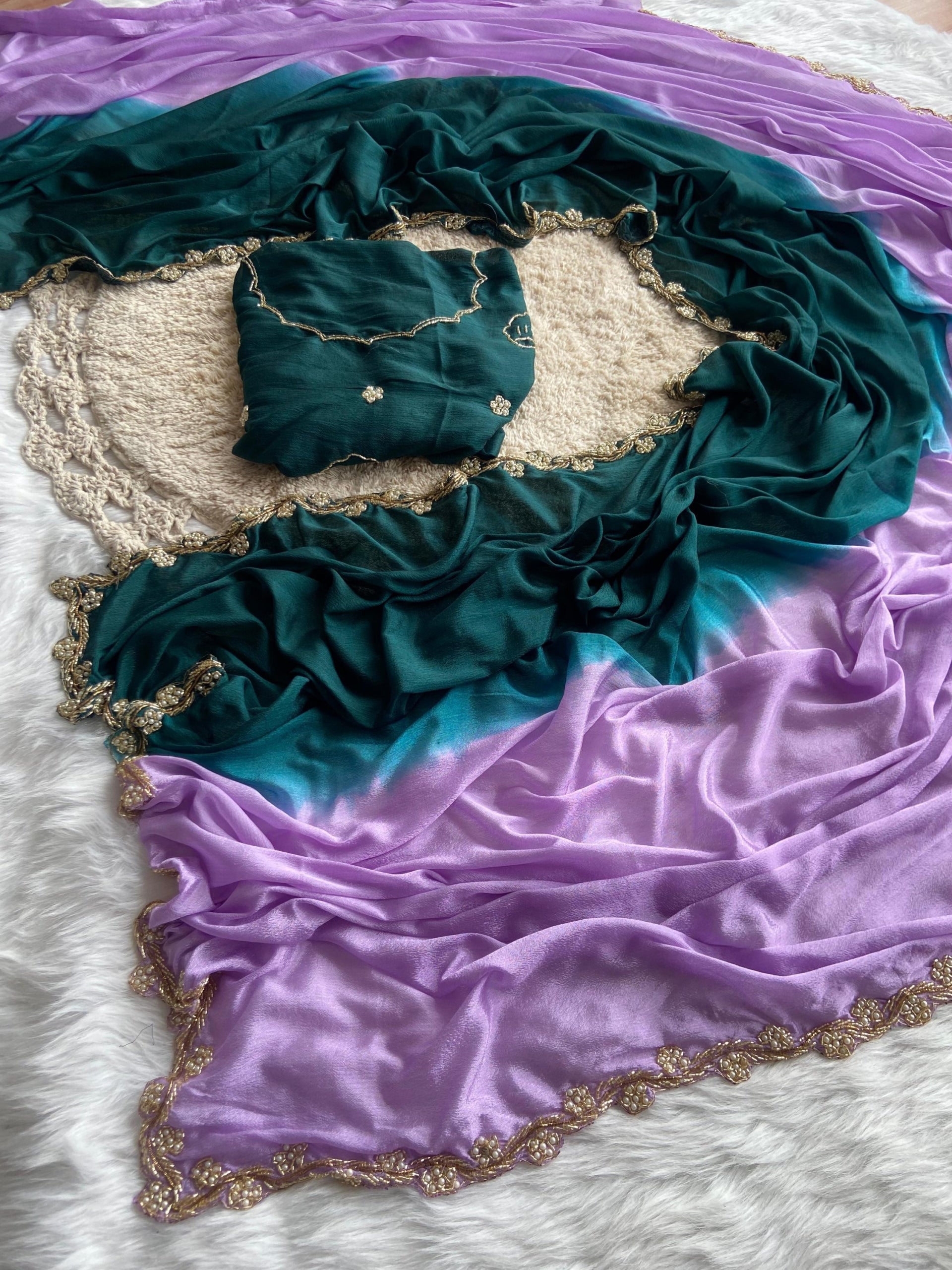 Varna - Soft Chinnon Handworked