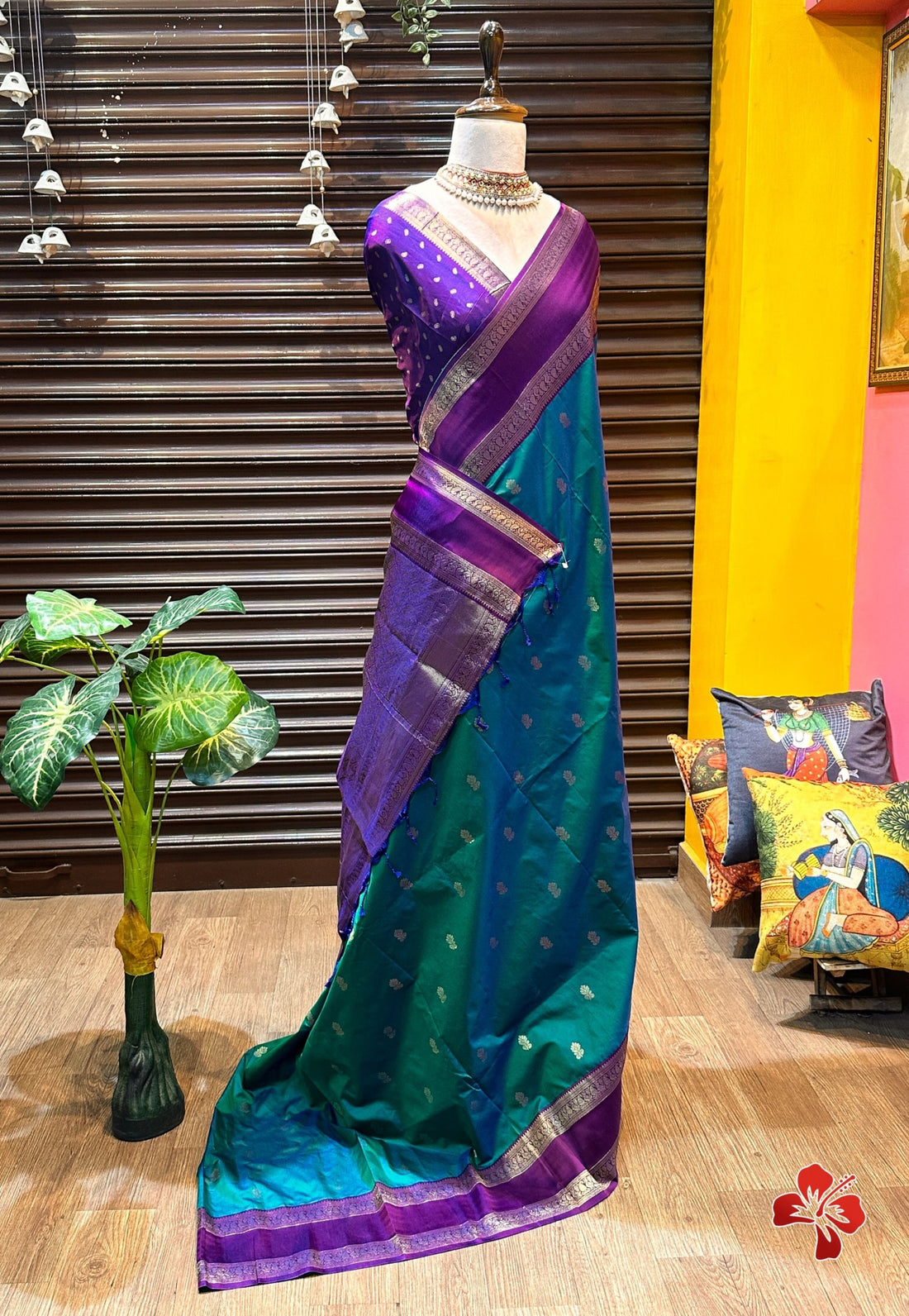 semi Kanchi Pattu