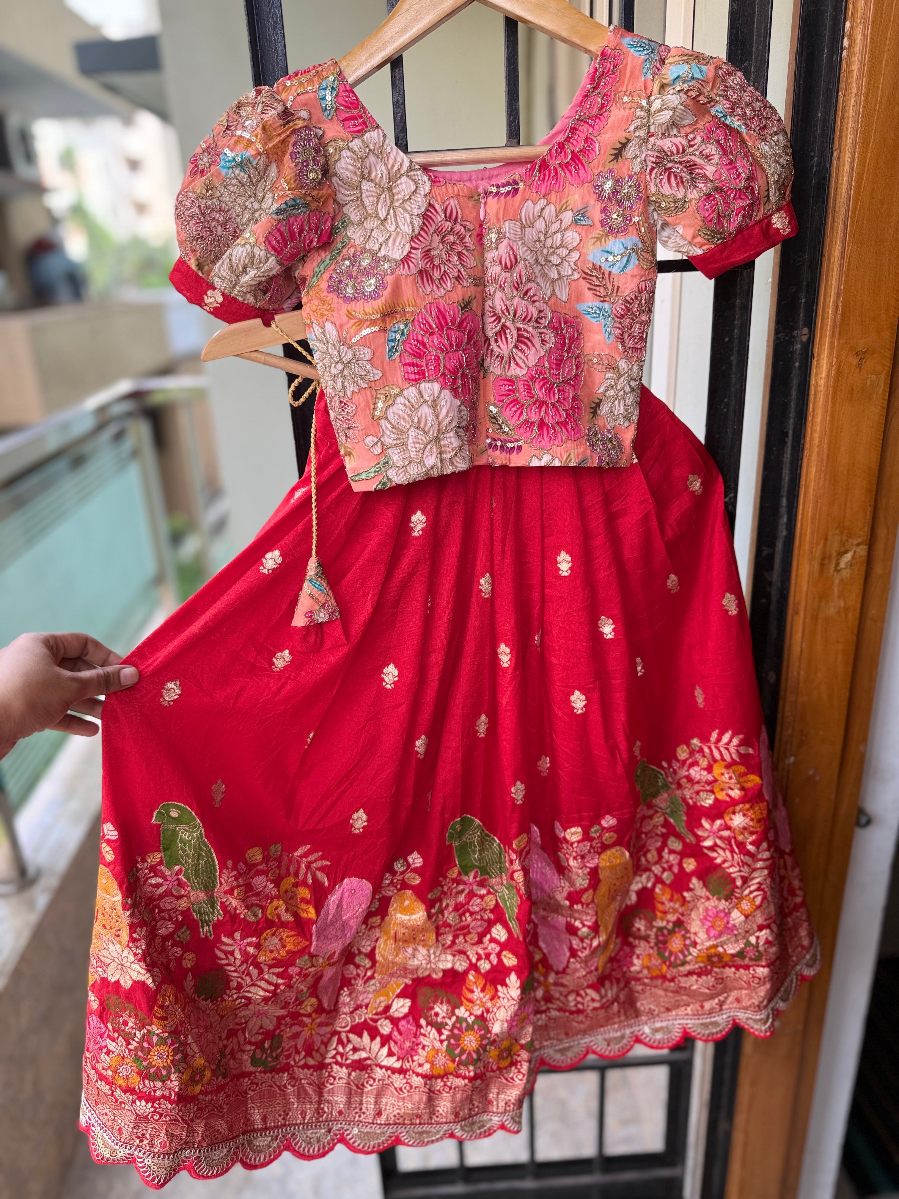 Chilakamma : Kids Lehengas