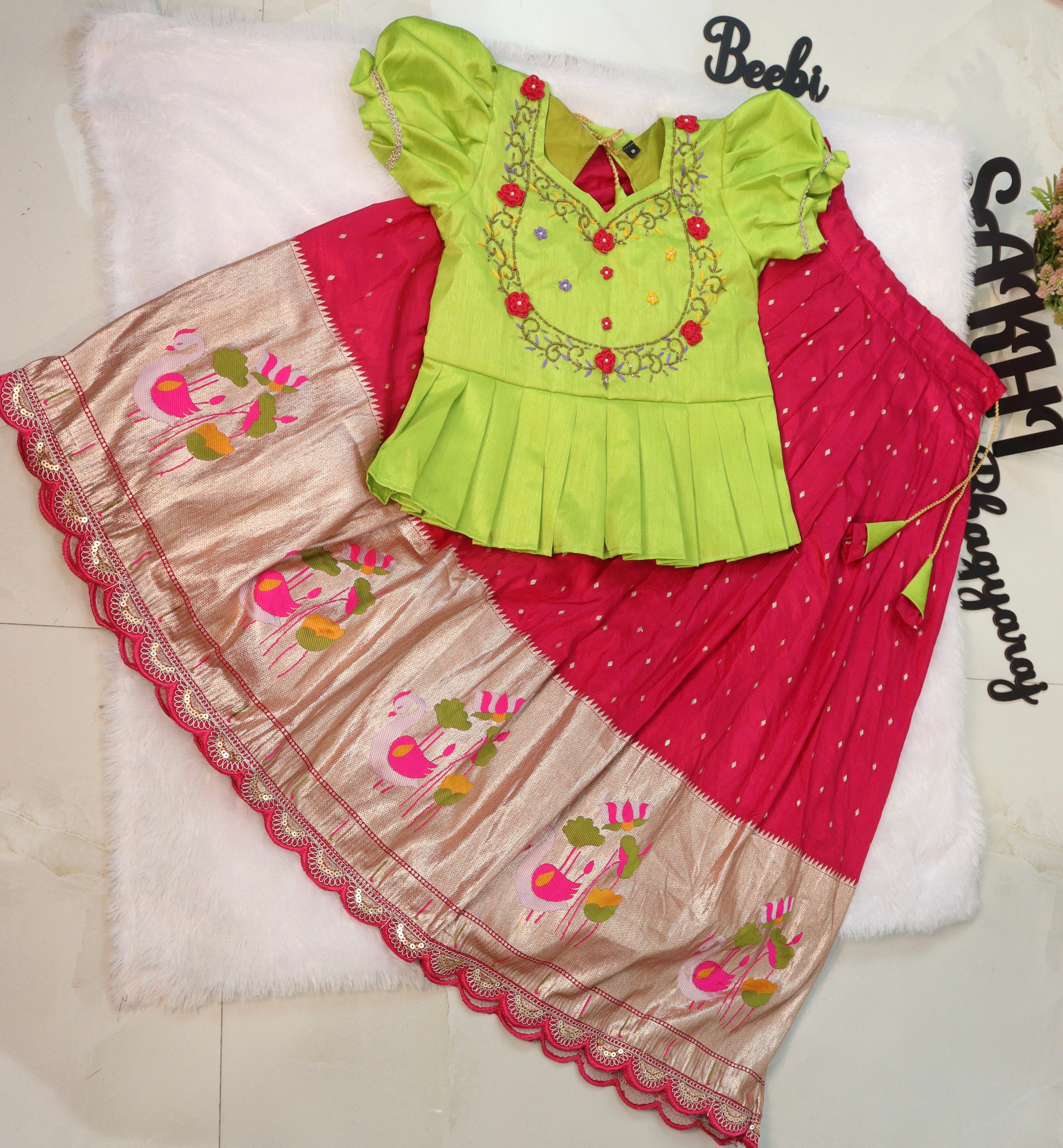 Chinnari : Kids Lehengas