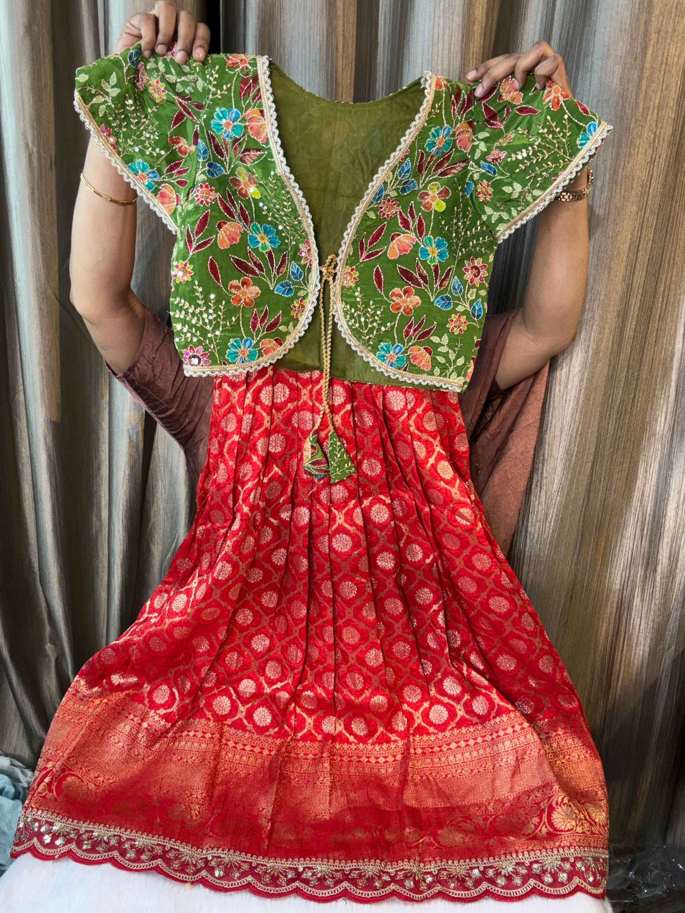 Charumathi: 2 In one Frocks