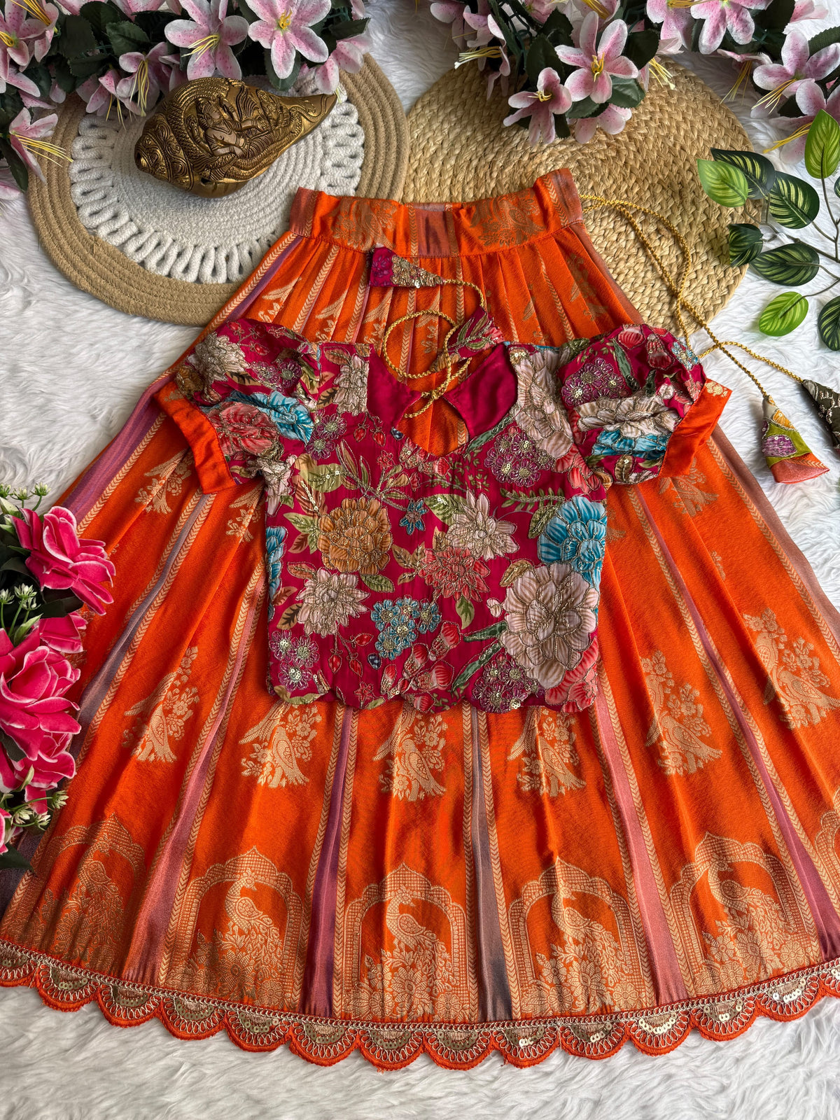 Avnika: Kids Lehengas
