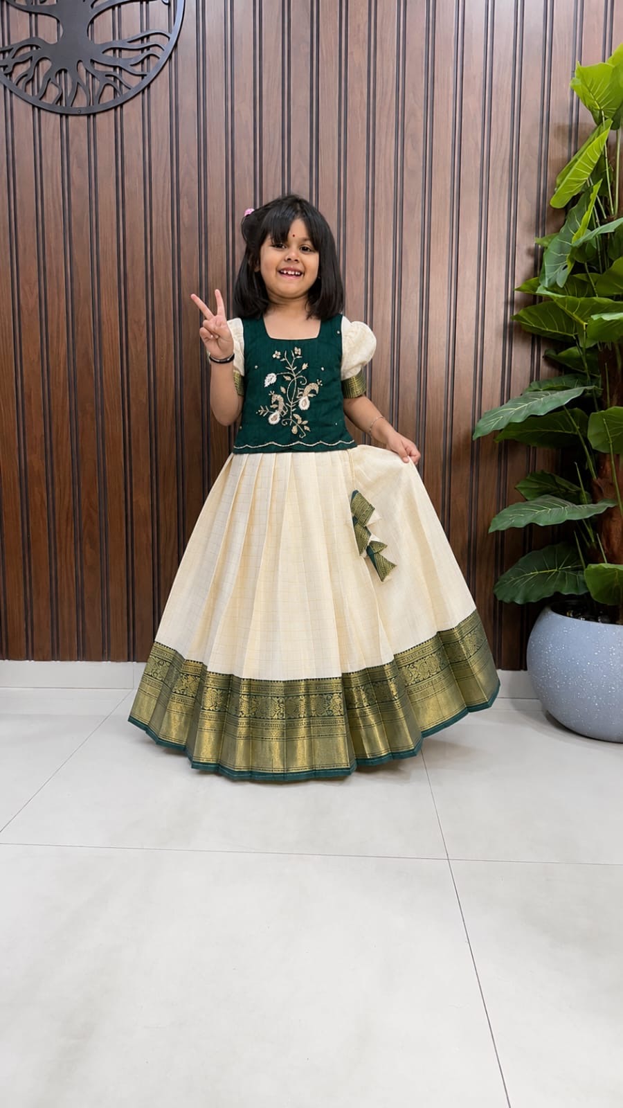 Divi : Kids Lehengas