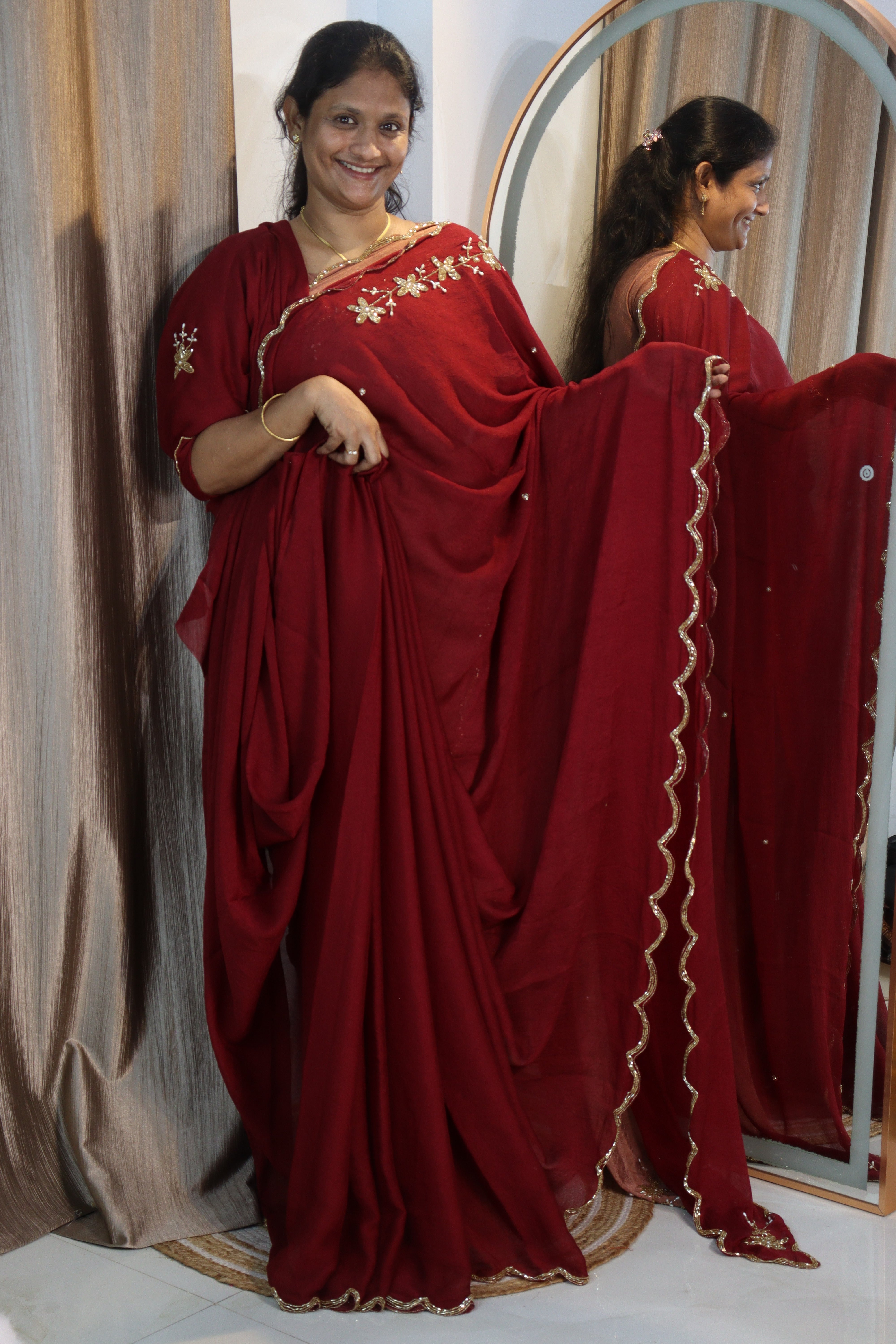 Monalisa: Exclusive Handwork Sarees 💕