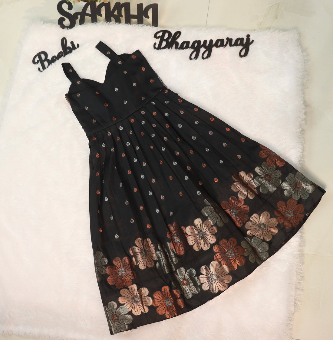 Dolly: Kids Pattu frock