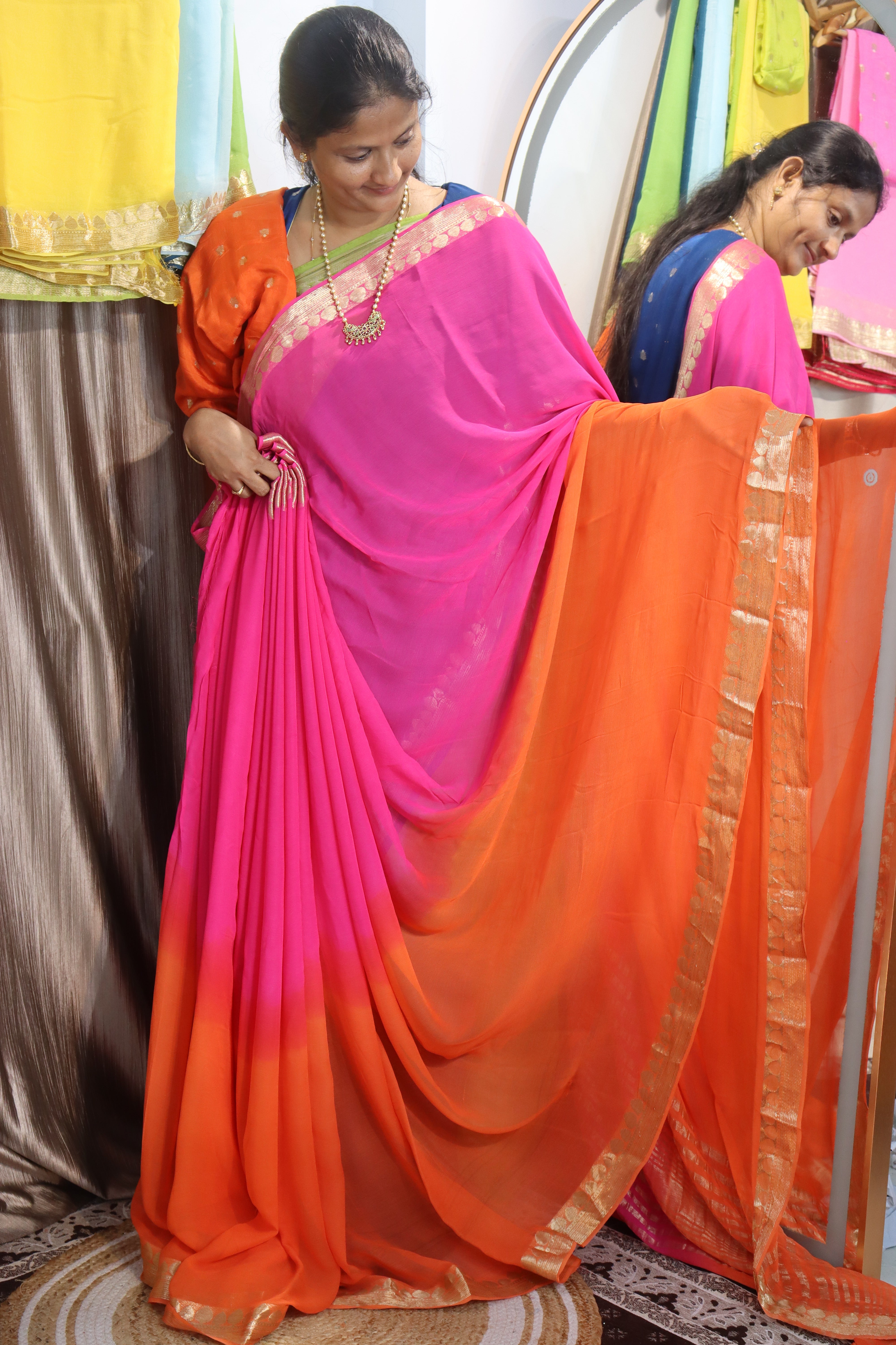 Sogasari : Dual shaded Georgettes