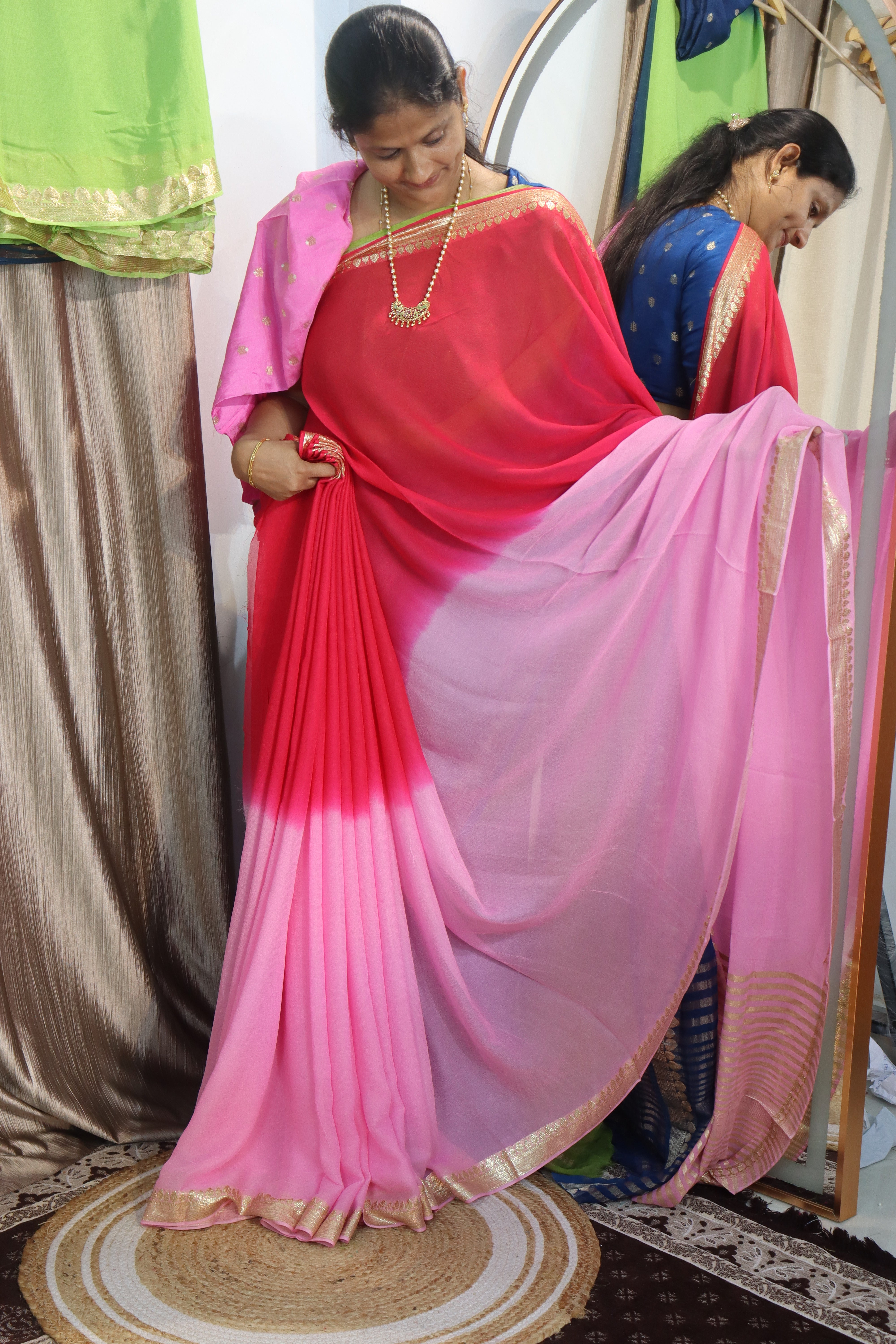 Sogasari : Dual shaded Georgettes