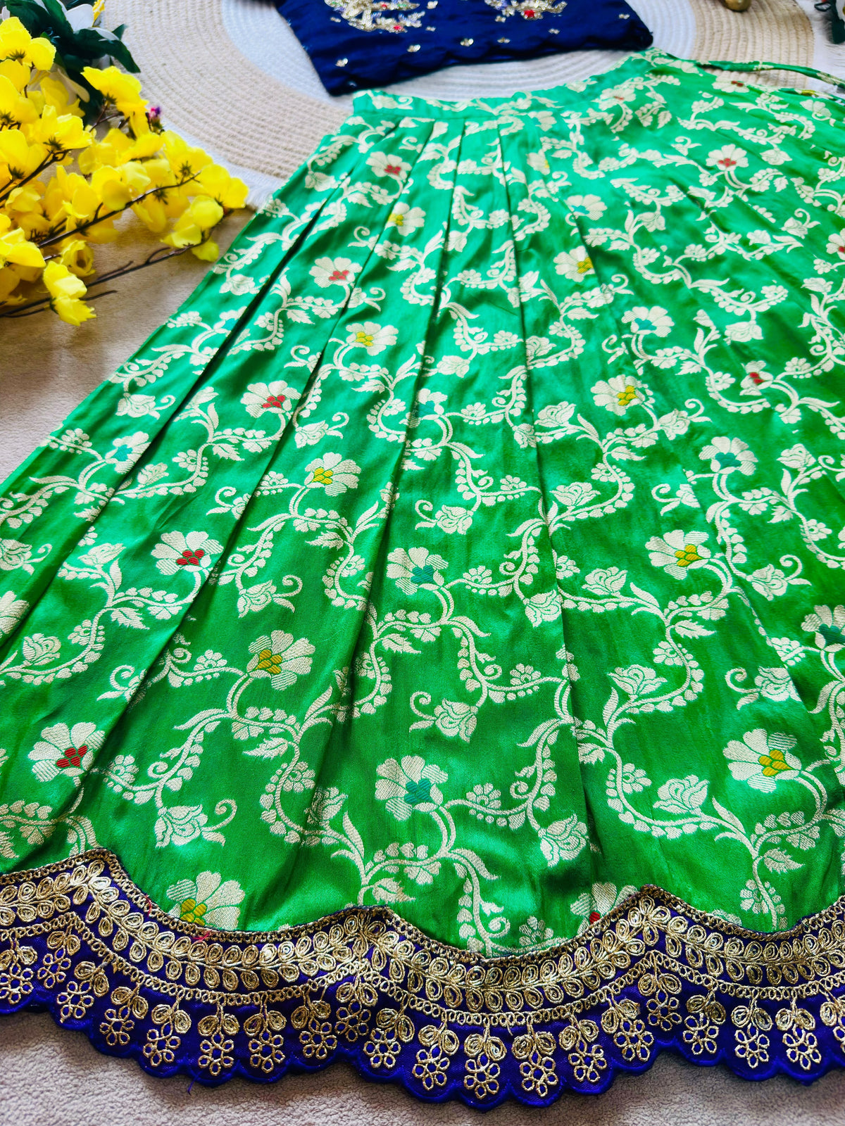 Cute parrot 🦜 : Kids Lehenga
