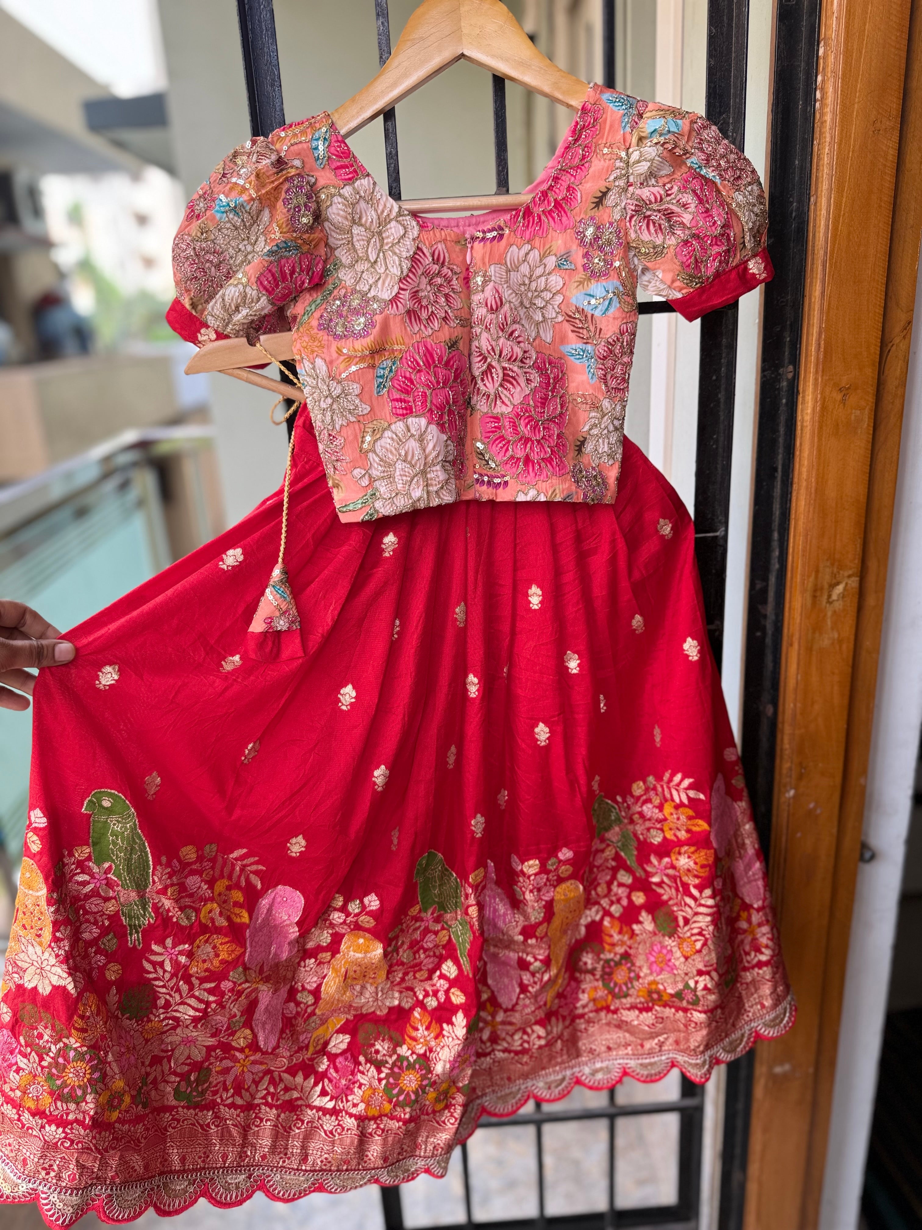 Chilakamma : Kids Lehengas