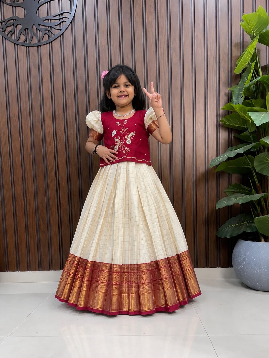 Divi : Kids Lehengas