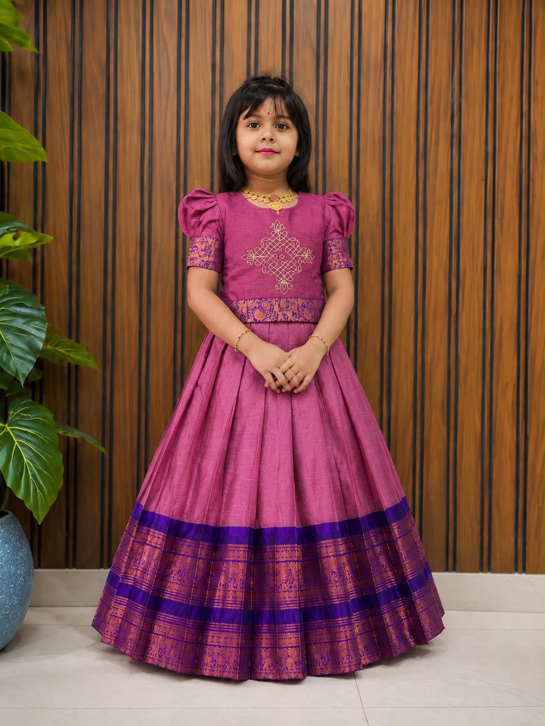 Kundanapu Bomma kids Lehenga