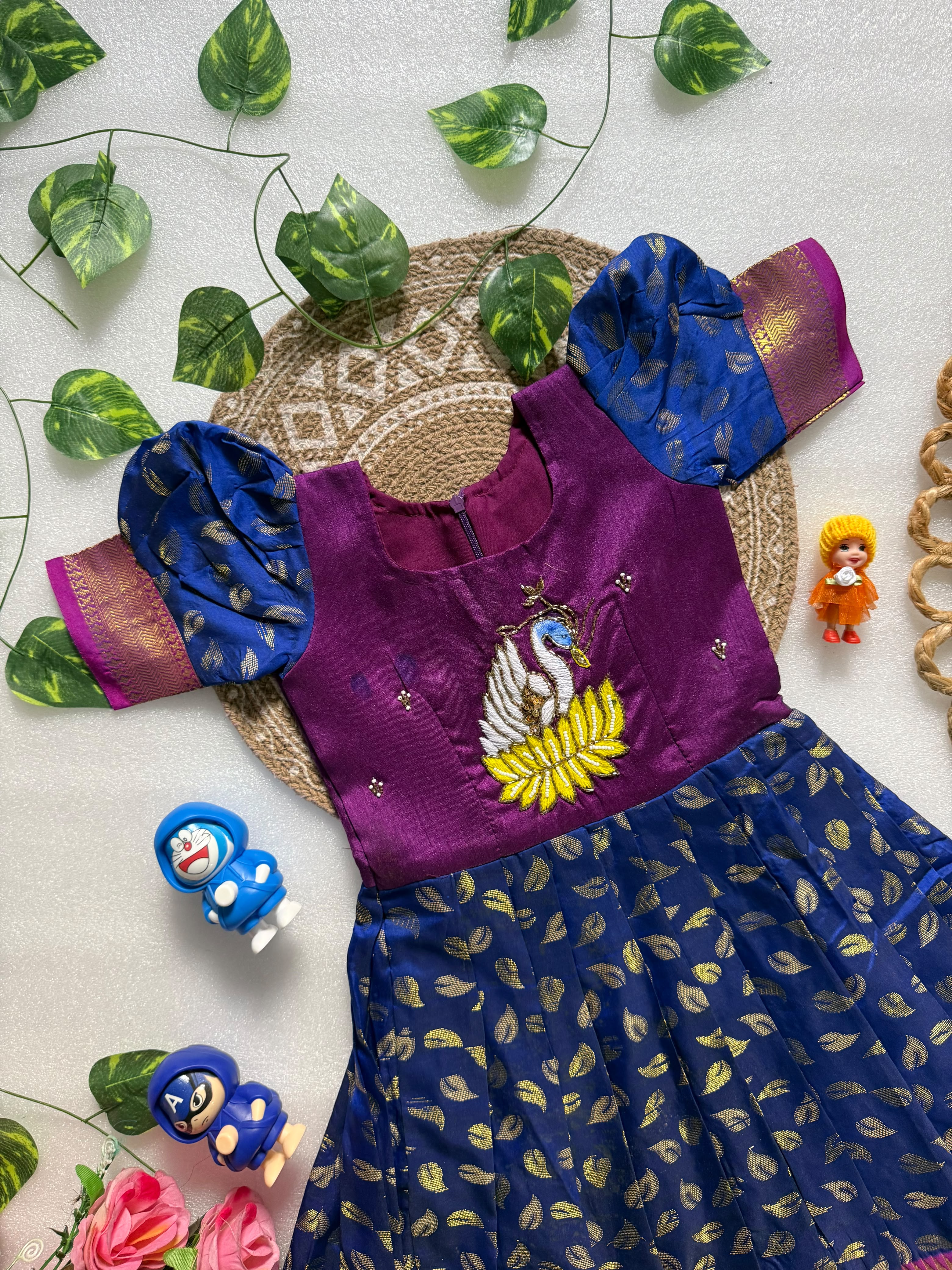 Praveena - Pattu frocks