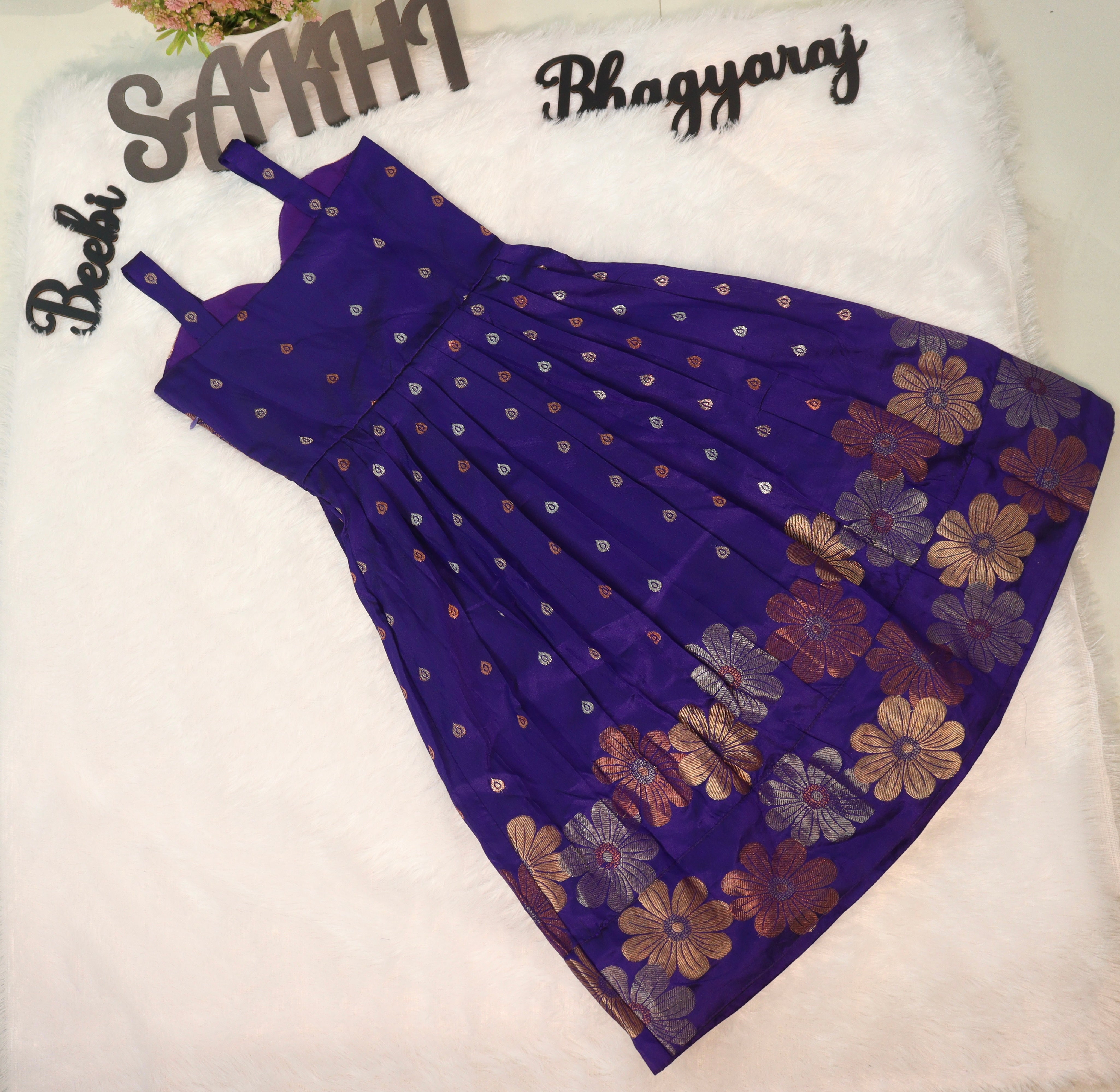 Dolly: Kids Pattu frock