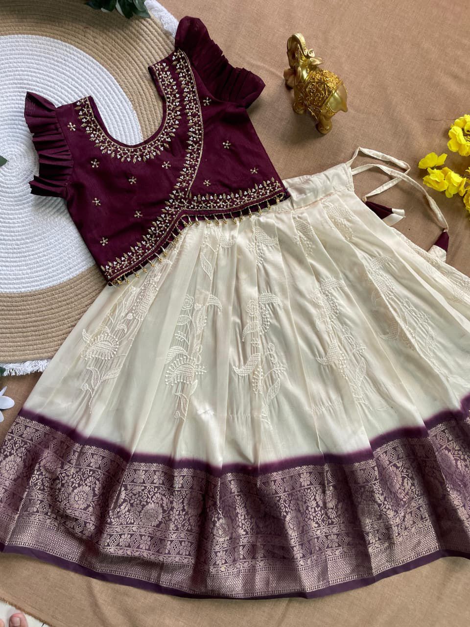 Kundanapu Bomma Kids Lehengas