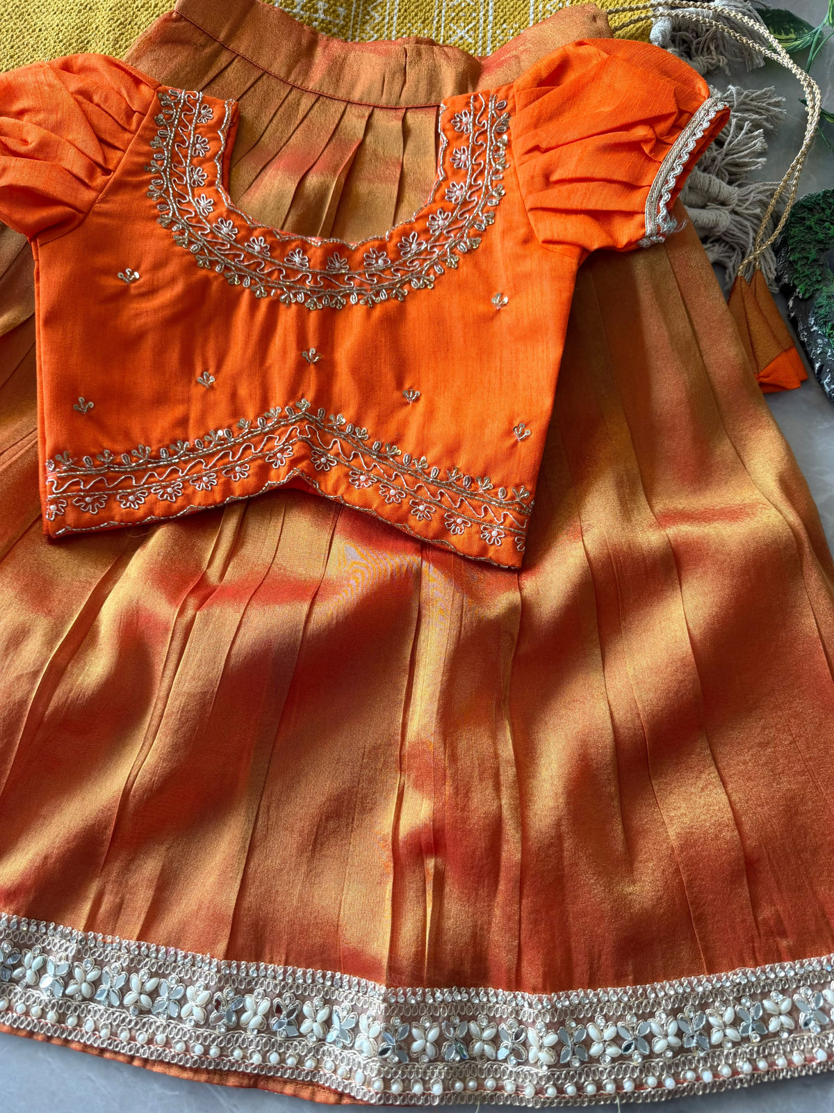 Shikara : Kids lehenga