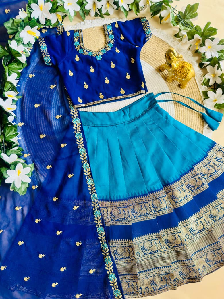 Saarika : Kids Half Saree 💙
