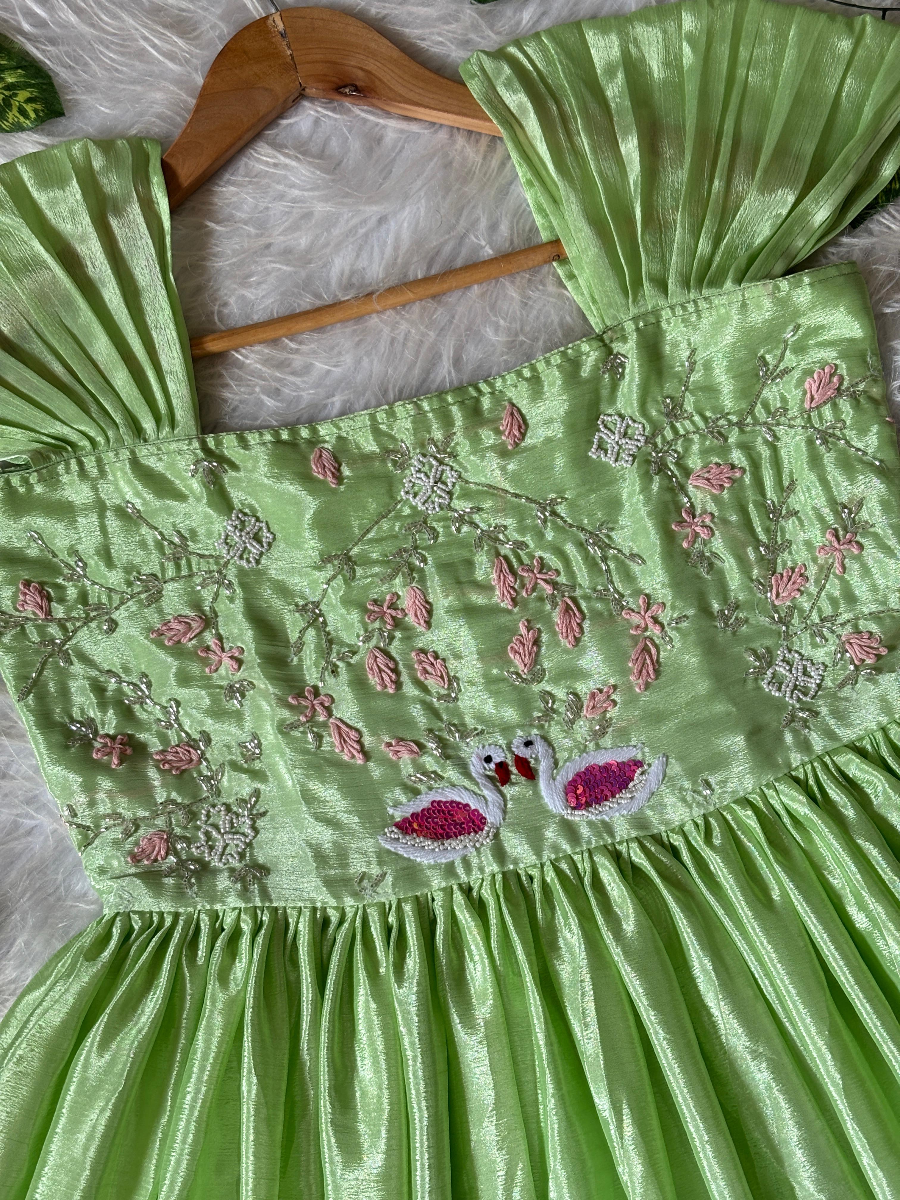 Senora : Dreamy Frocks