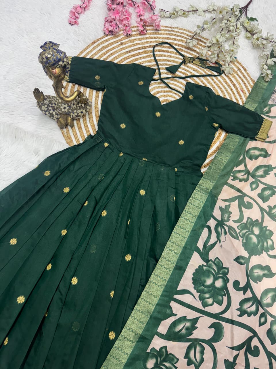 Mayina : Outfit 💚