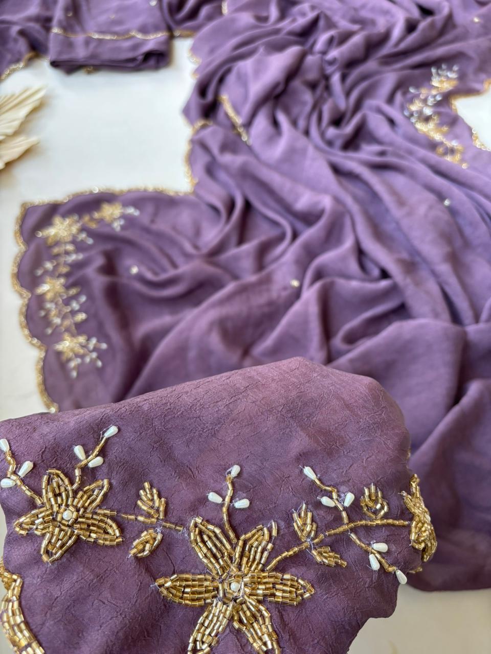 Monalisa: Exclusive Handwork Sarees 💕