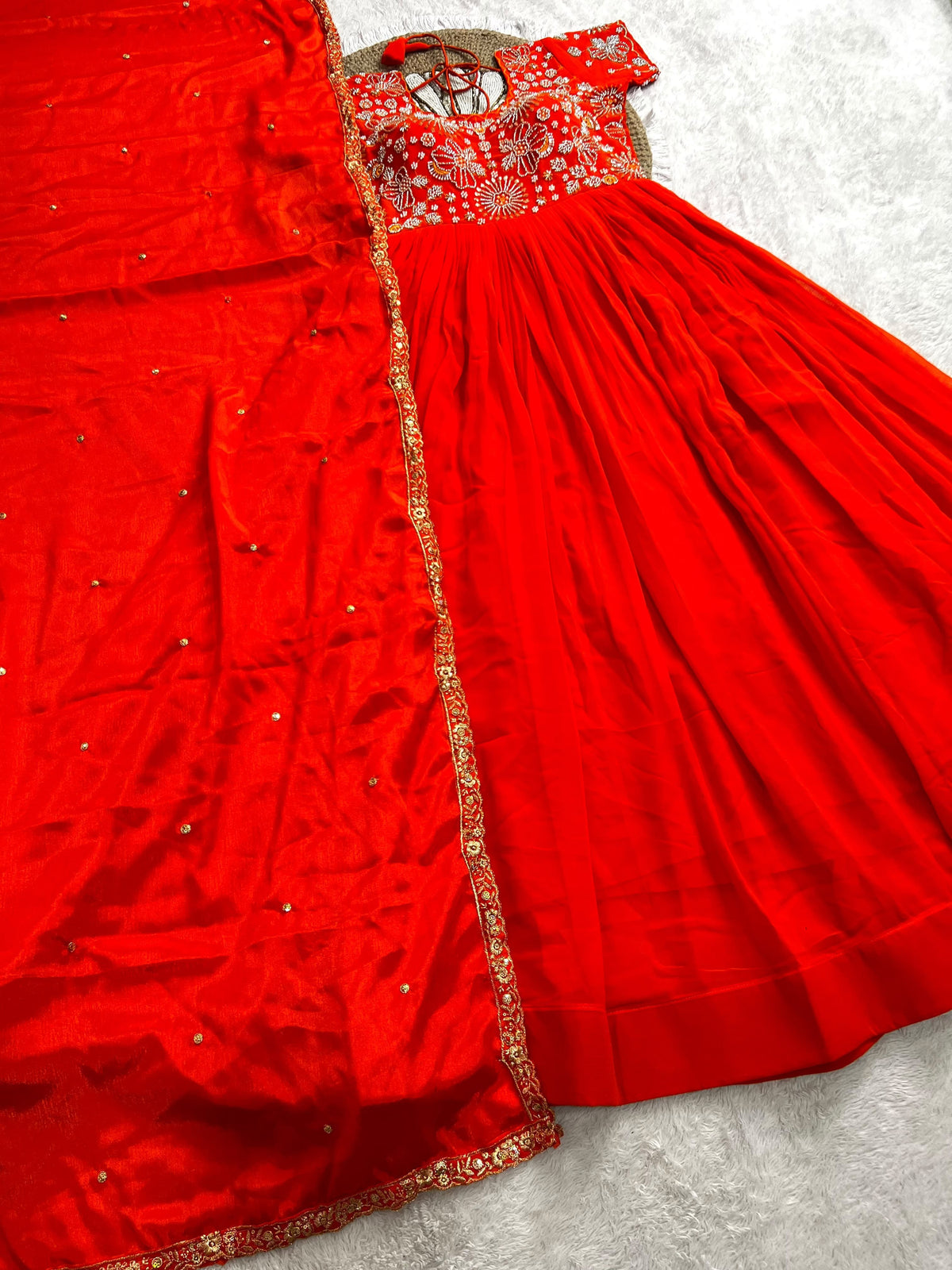 Sohana : Grand party wear outfit