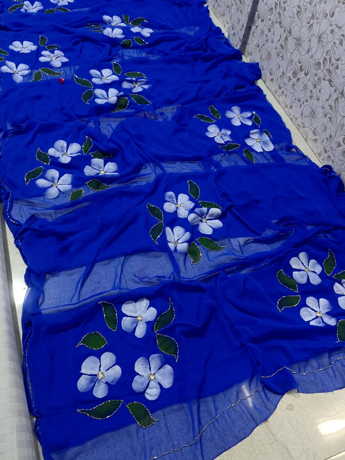 Jessi : Chiffon sarees hand painted