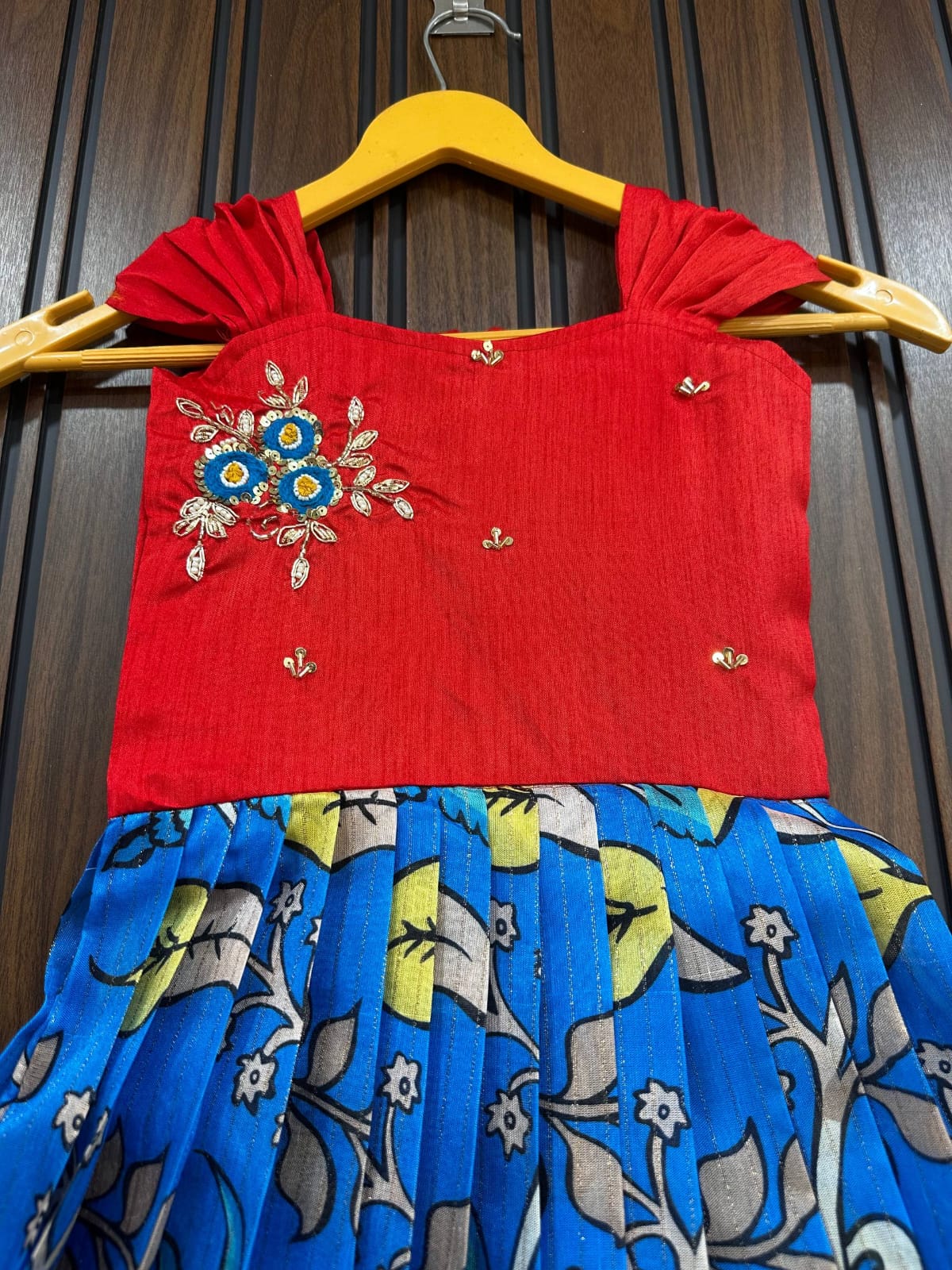 Zuyi : kalamkari Kids frocks