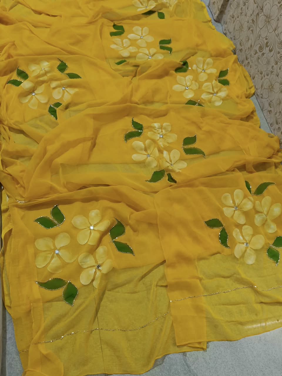 Jessi : Chiffon sarees hand painted