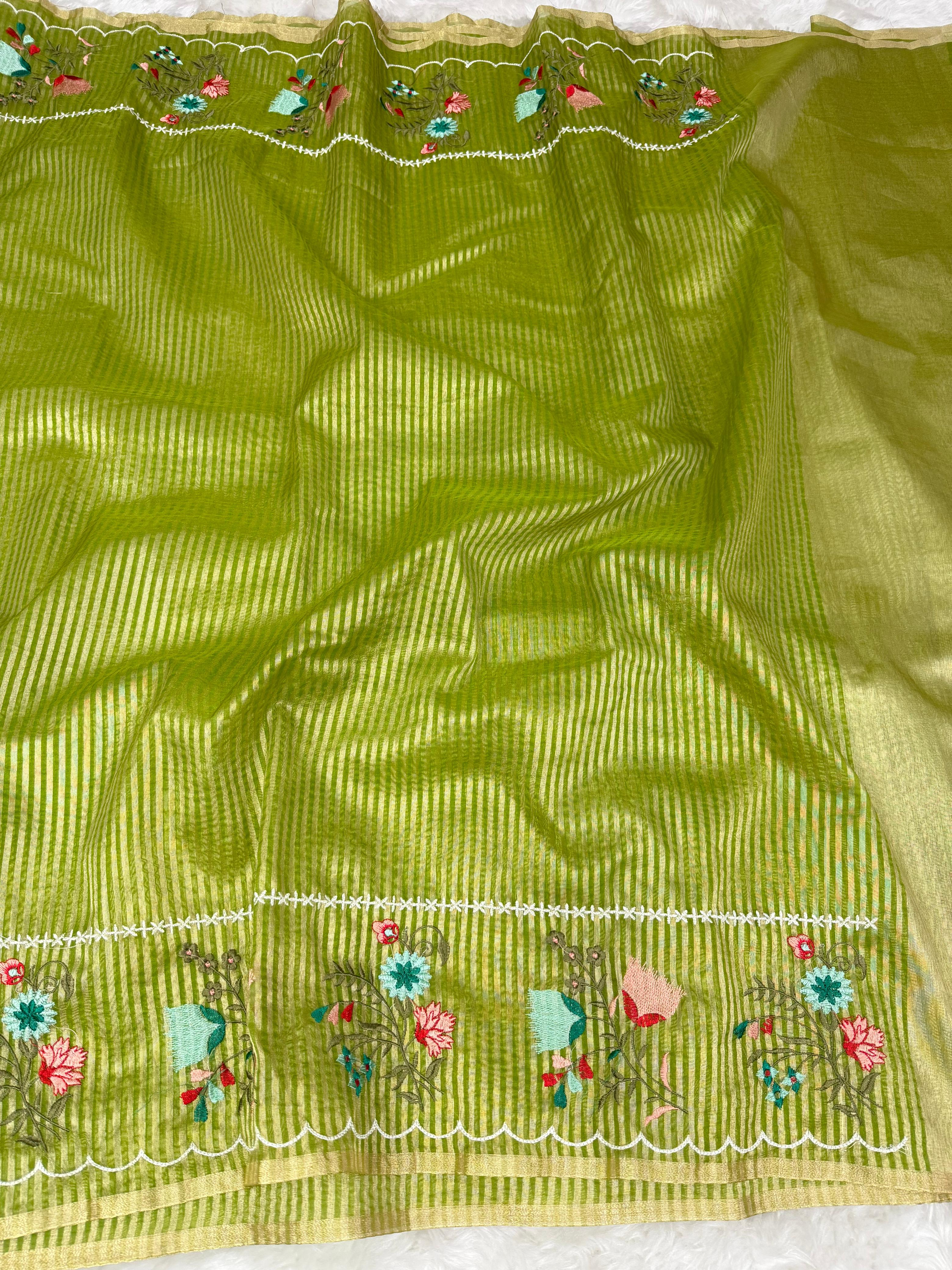Banarasi : Tissue organza saree