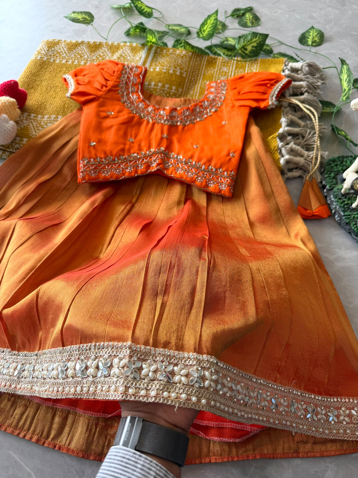 Shikara : Kids lehenga