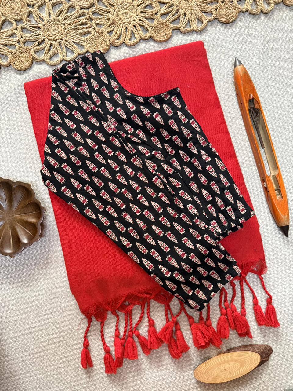 AJRAK stretchable blouse with khadi cotton saree