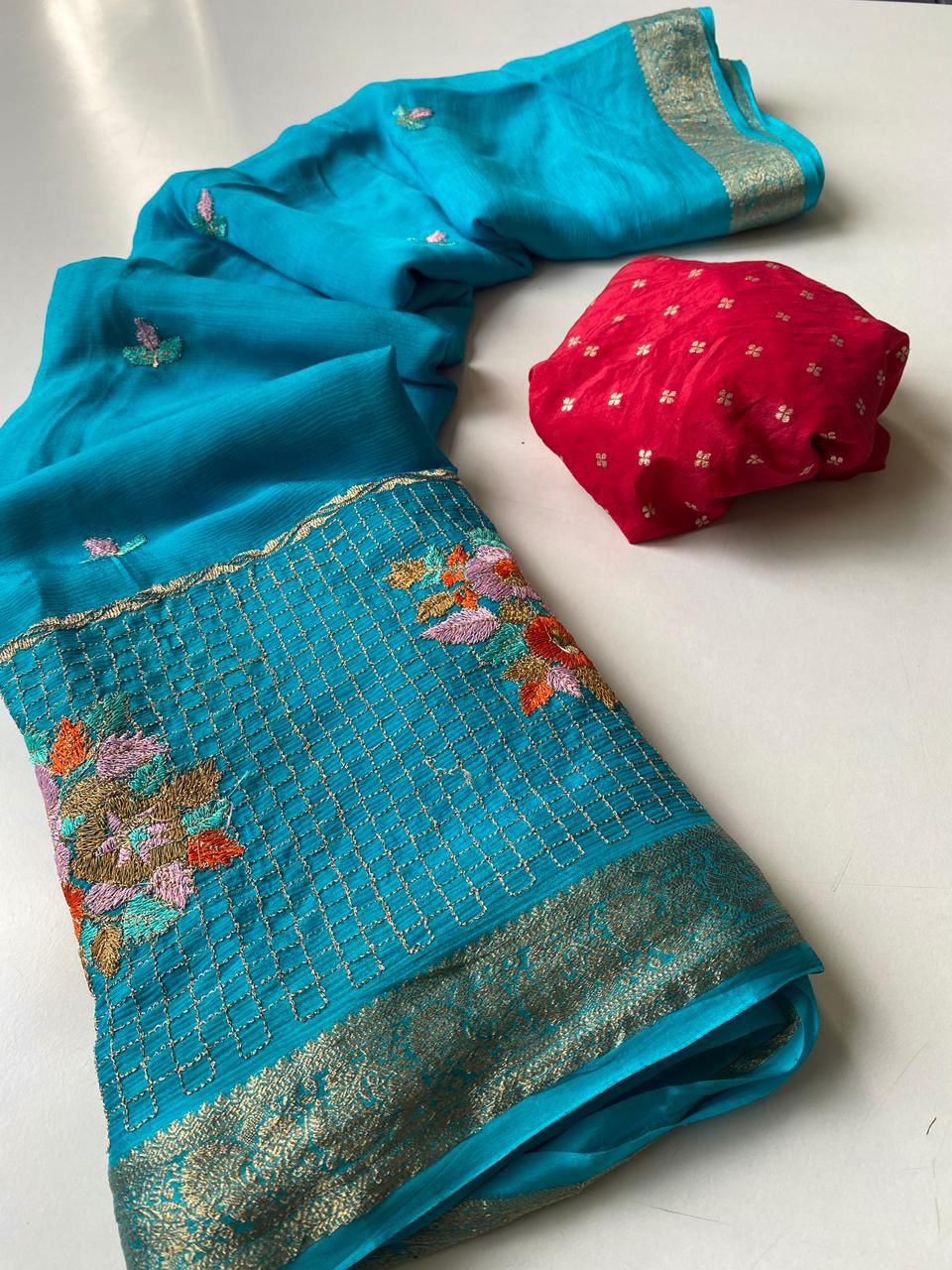 Premium Chinnon Chiffon Sarees 💕