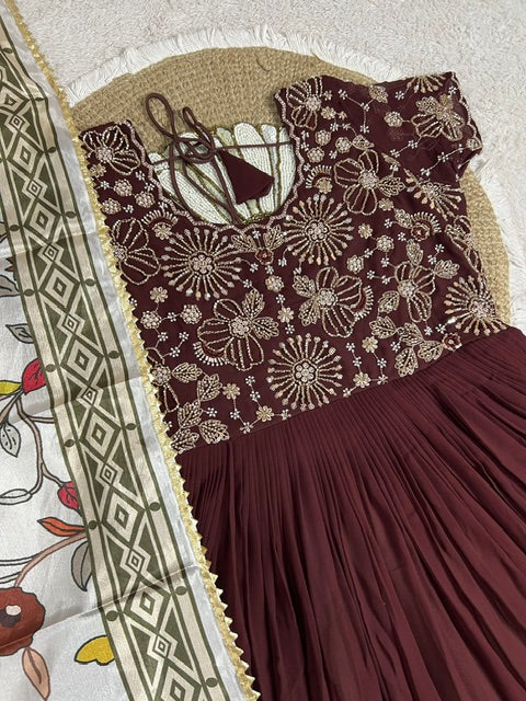 Sohana : Grand party wear outfit