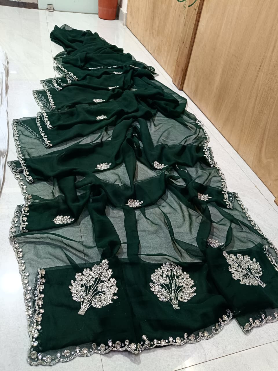 Lalana : Georgette handwork sarees