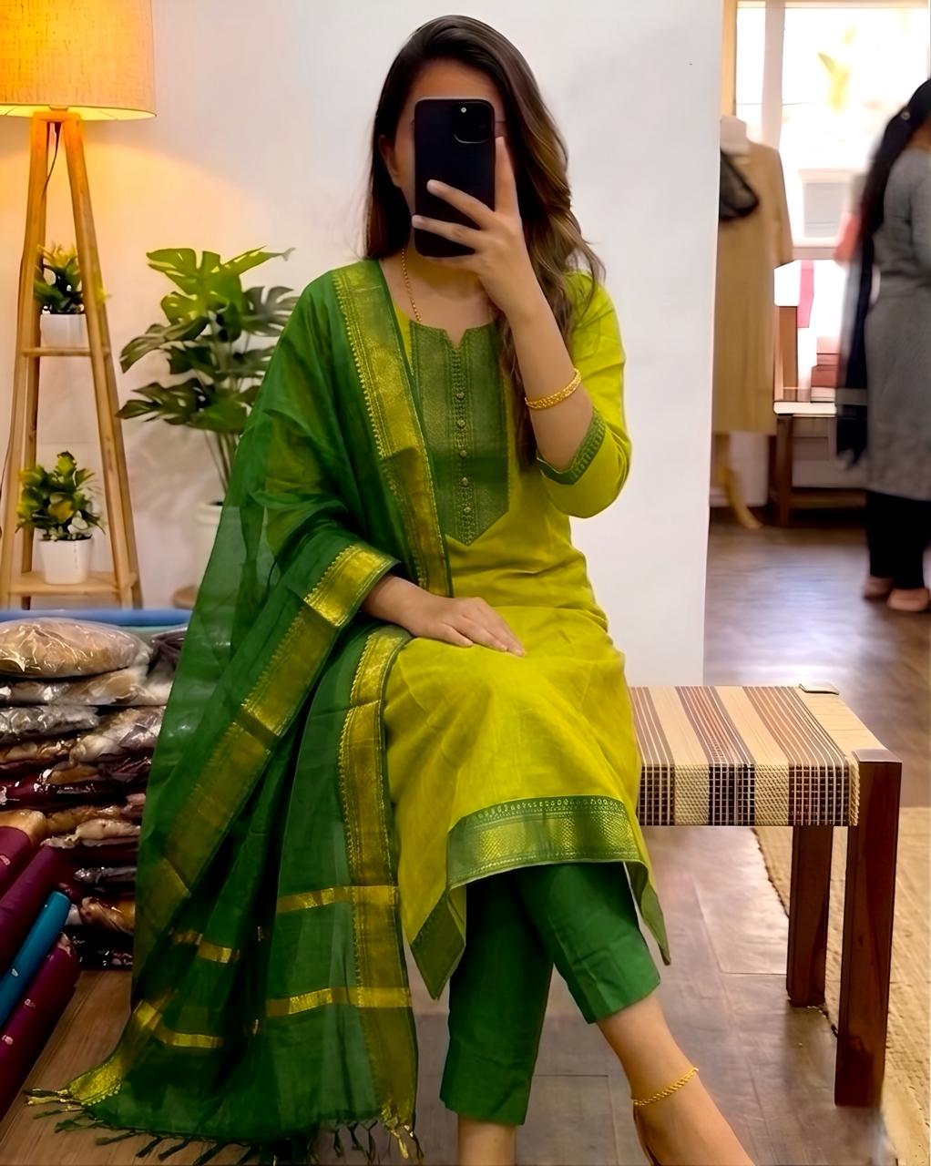 Mallika : Ethnic dresses